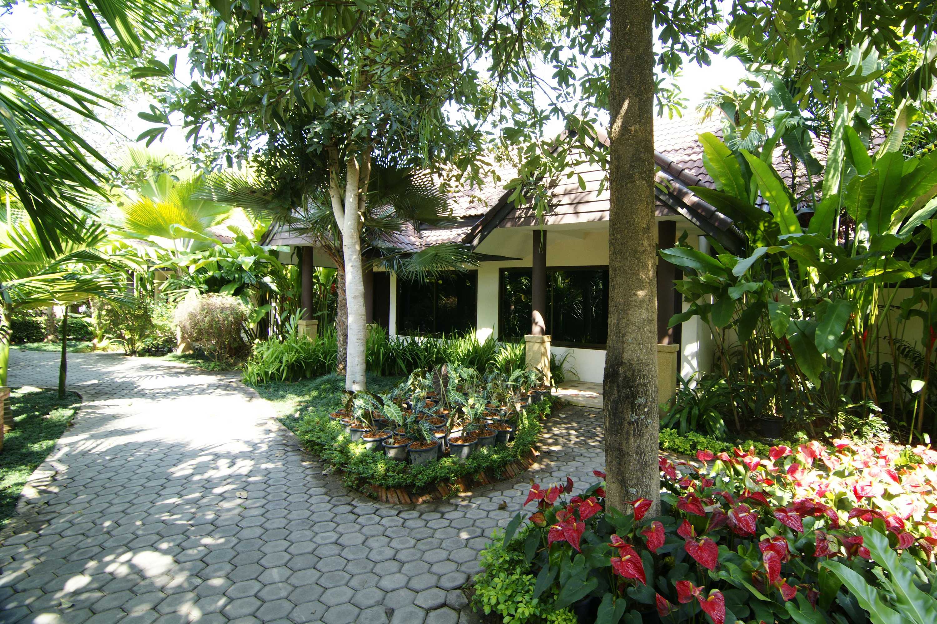 Gift card for Laluna Hotel & Resort Gift card for Laluna Hotel & Resort