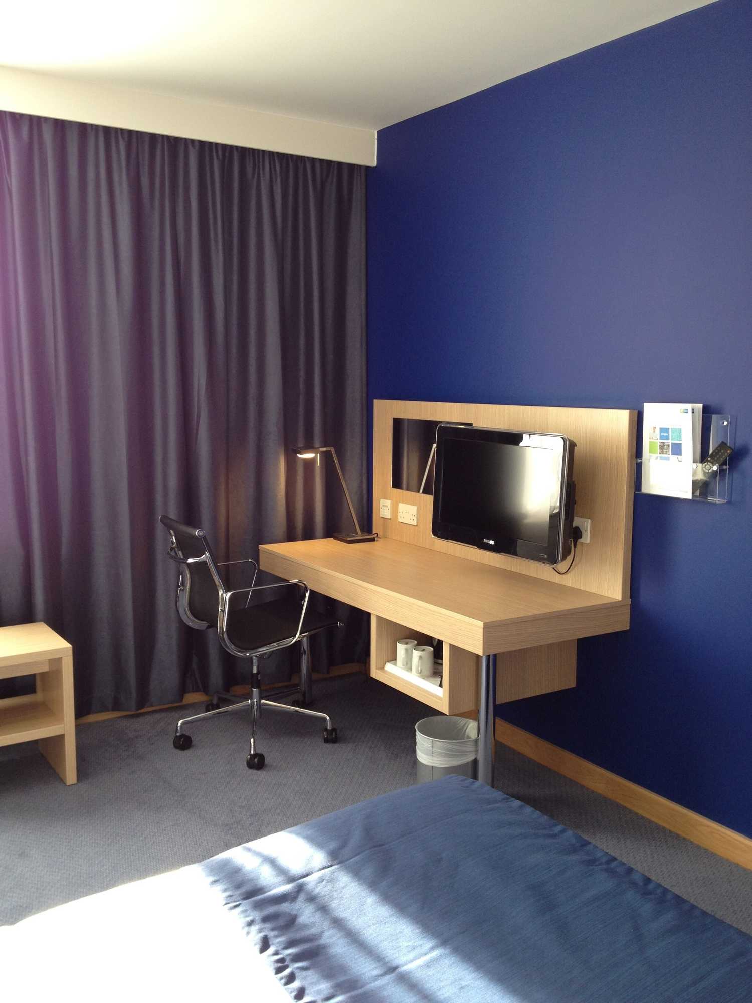 Gift card for Holiday Inn Express Rotherham North by Ihg Gift card for Holiday Inn Express Rotherham North by Ihg