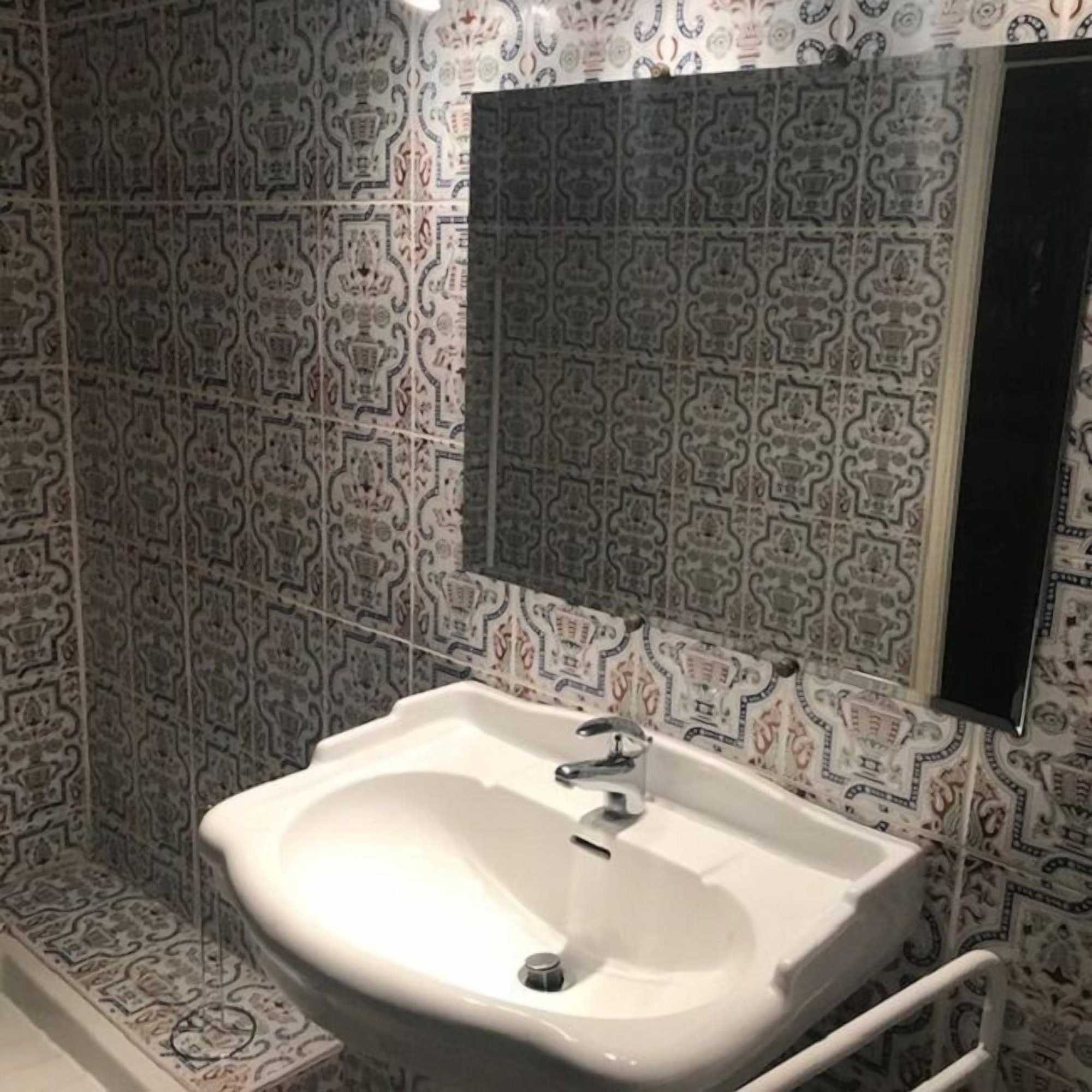 Gift card for Costa Belle