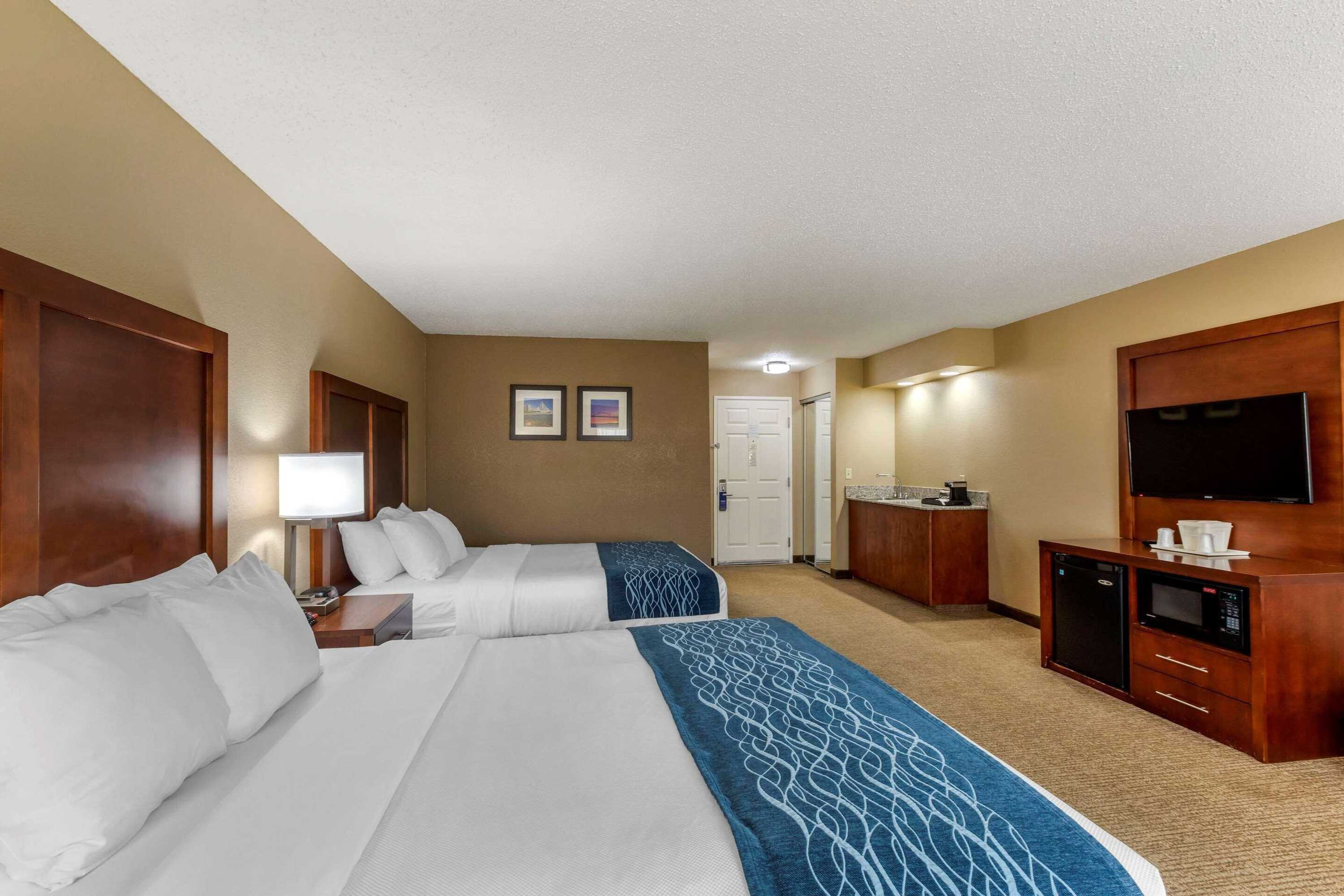 Gift card for Comfort Inn & Suites Jackson - West Bend Gift card for Comfort Inn & Suites Jackson - West Bend
