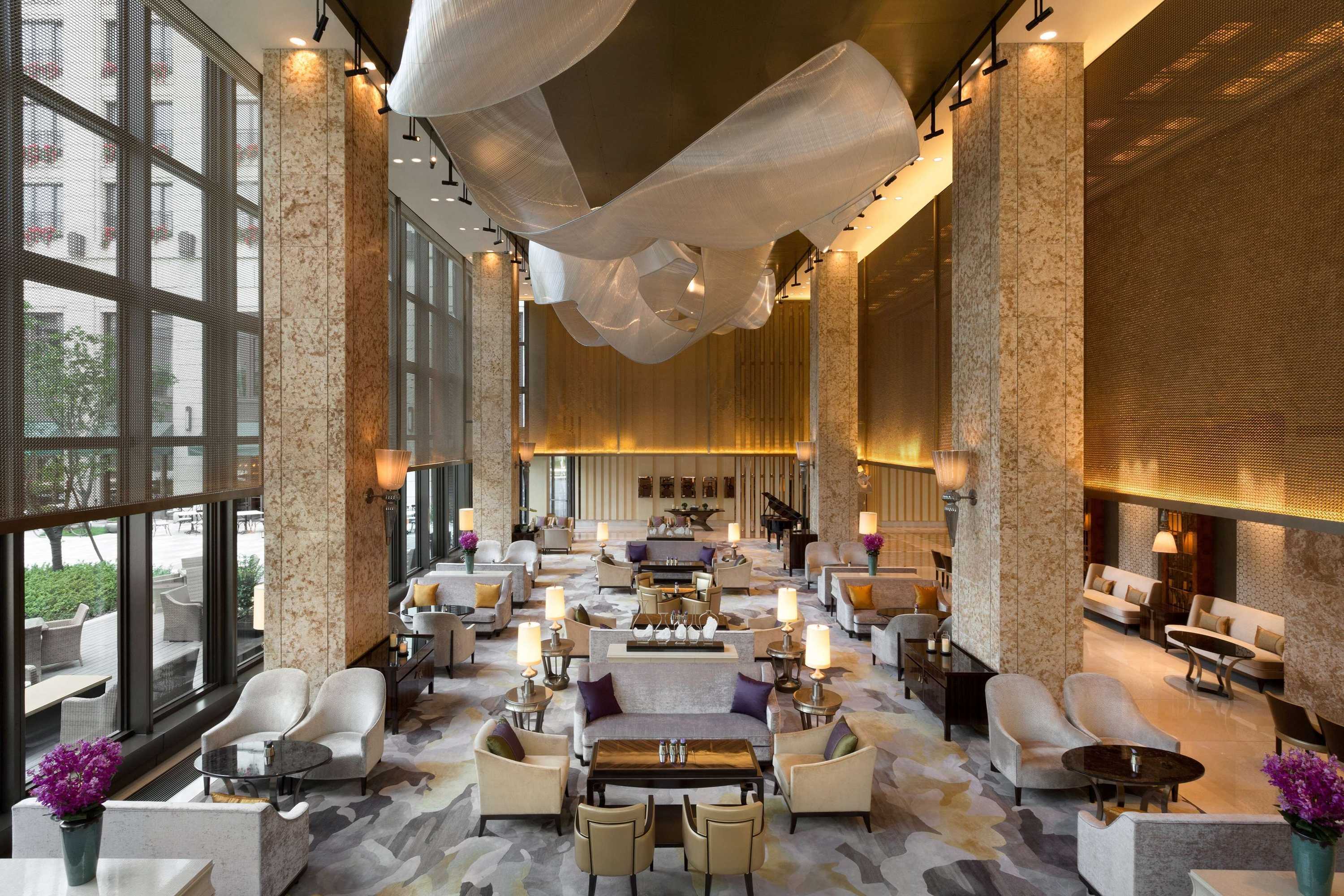 Gift card for Midtown Shangri-La, Hangzhou - Around 5 Minutes Walking Distance to West Lake Gift card for Midtown Shangri-La, Hangzhou - Around 5 Minutes Walking Distance to West Lake
