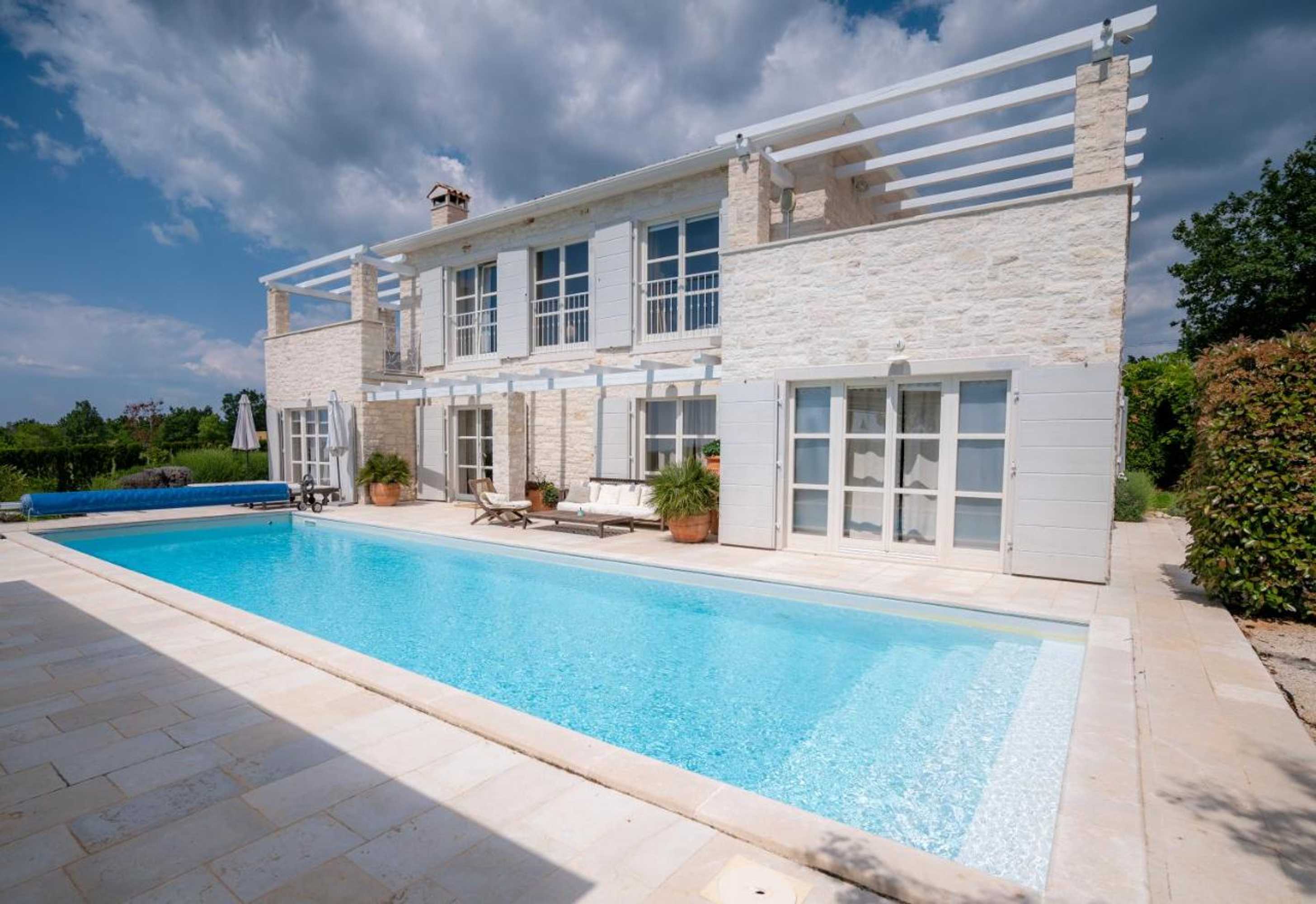 Gift card for Villa Moonlight