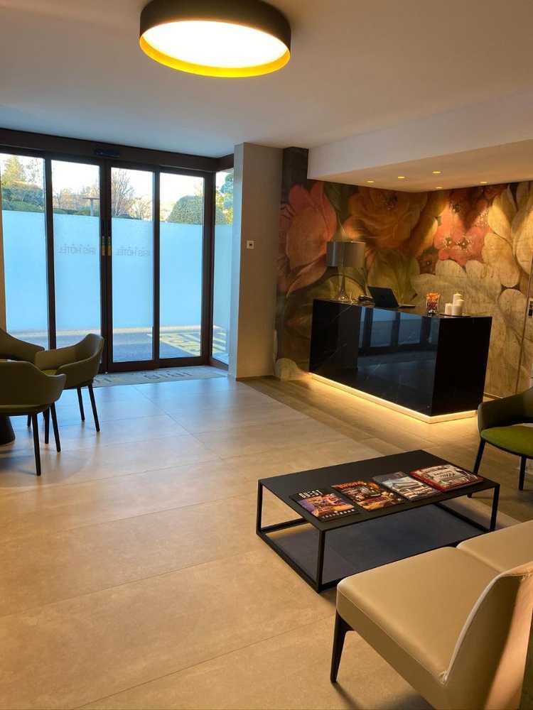 Gift card for Iris Hotel