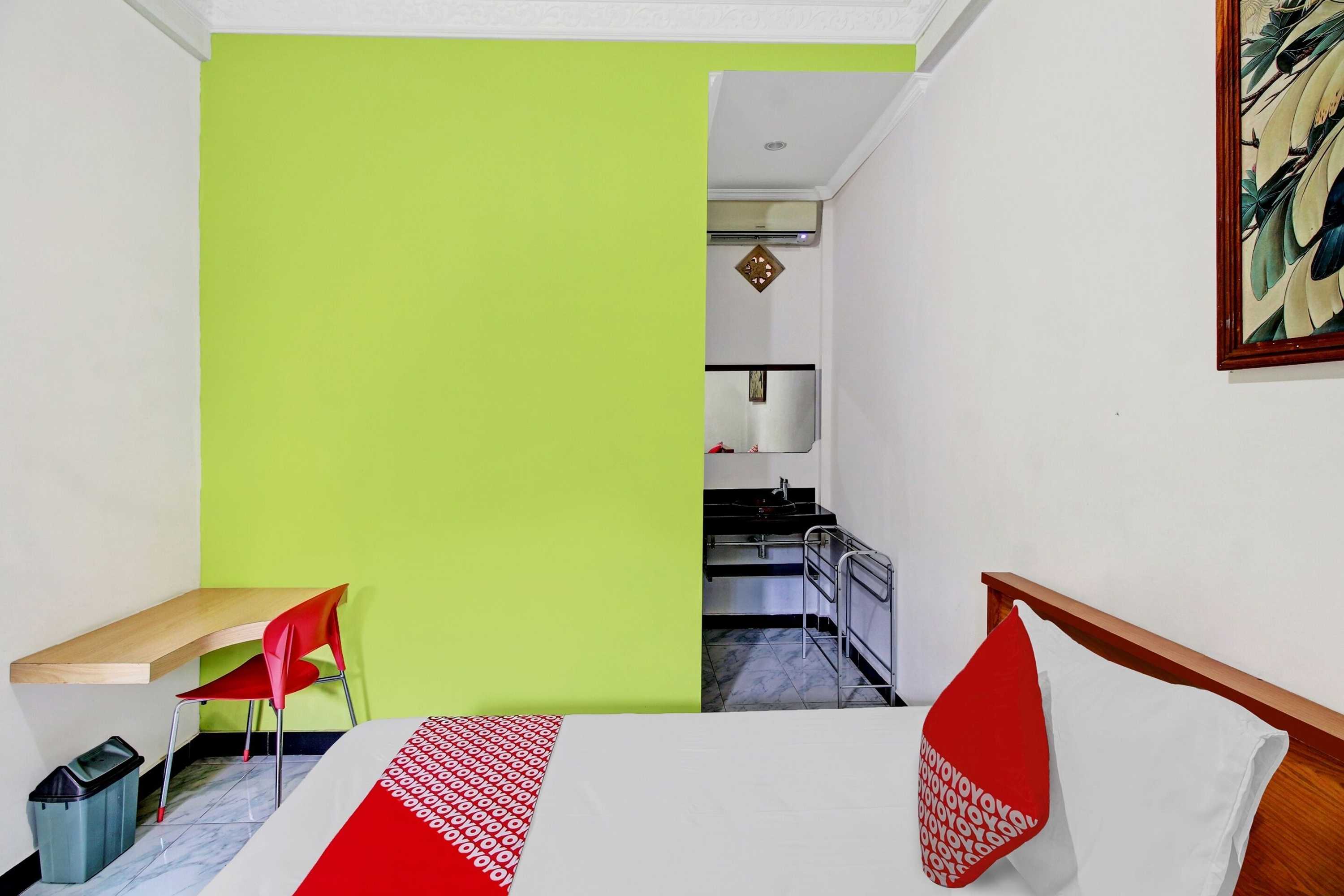 Gift card for Super Oyo 90672 Adhya Guest House Lombok Gift card for Super Oyo 90672 Adhya Guest House Lombok