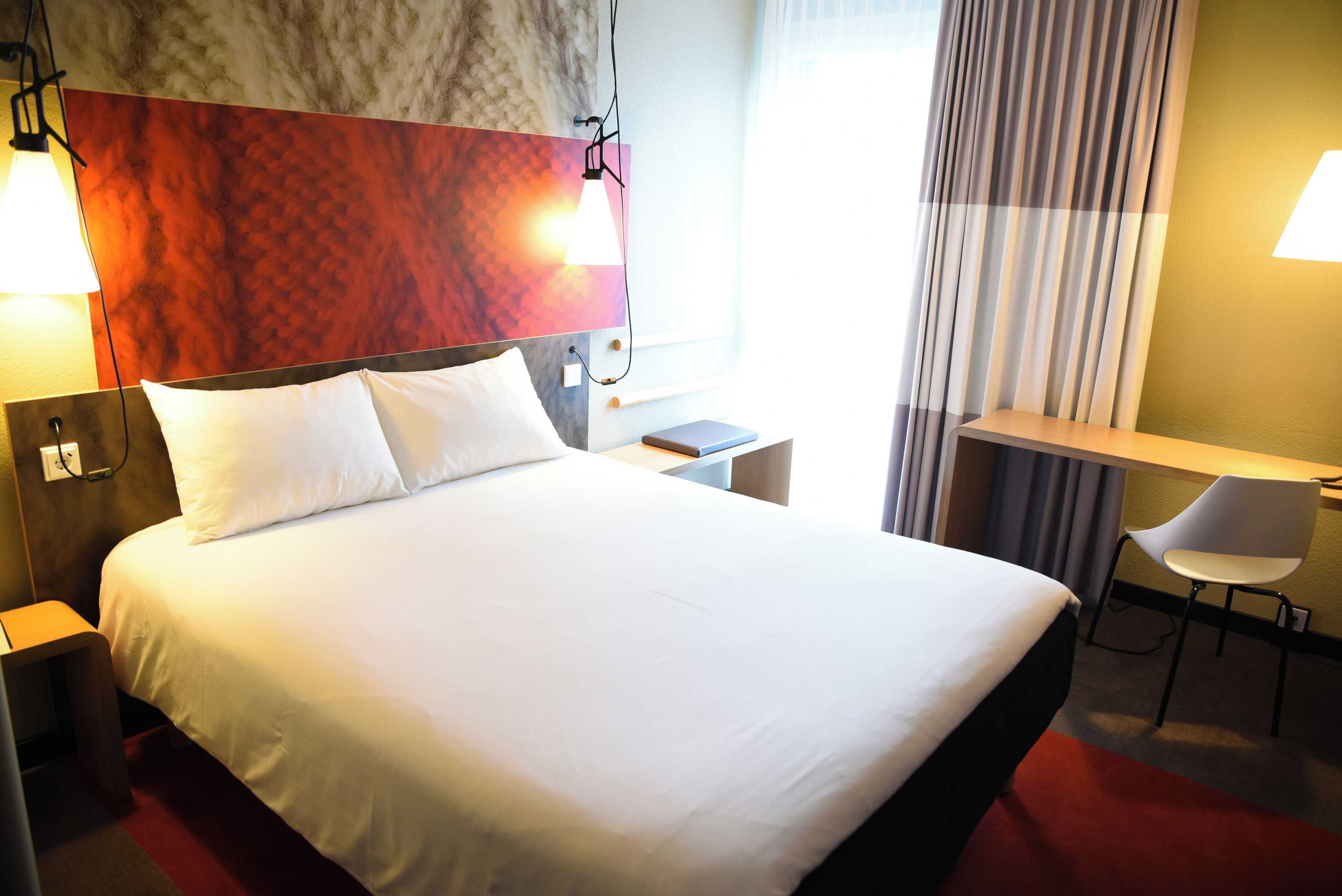 Gift card for Ibis Aachen Marschiertor, Aix-La-Chapelle Gift card for Ibis Aachen Marschiertor, Aix-La-Chapelle