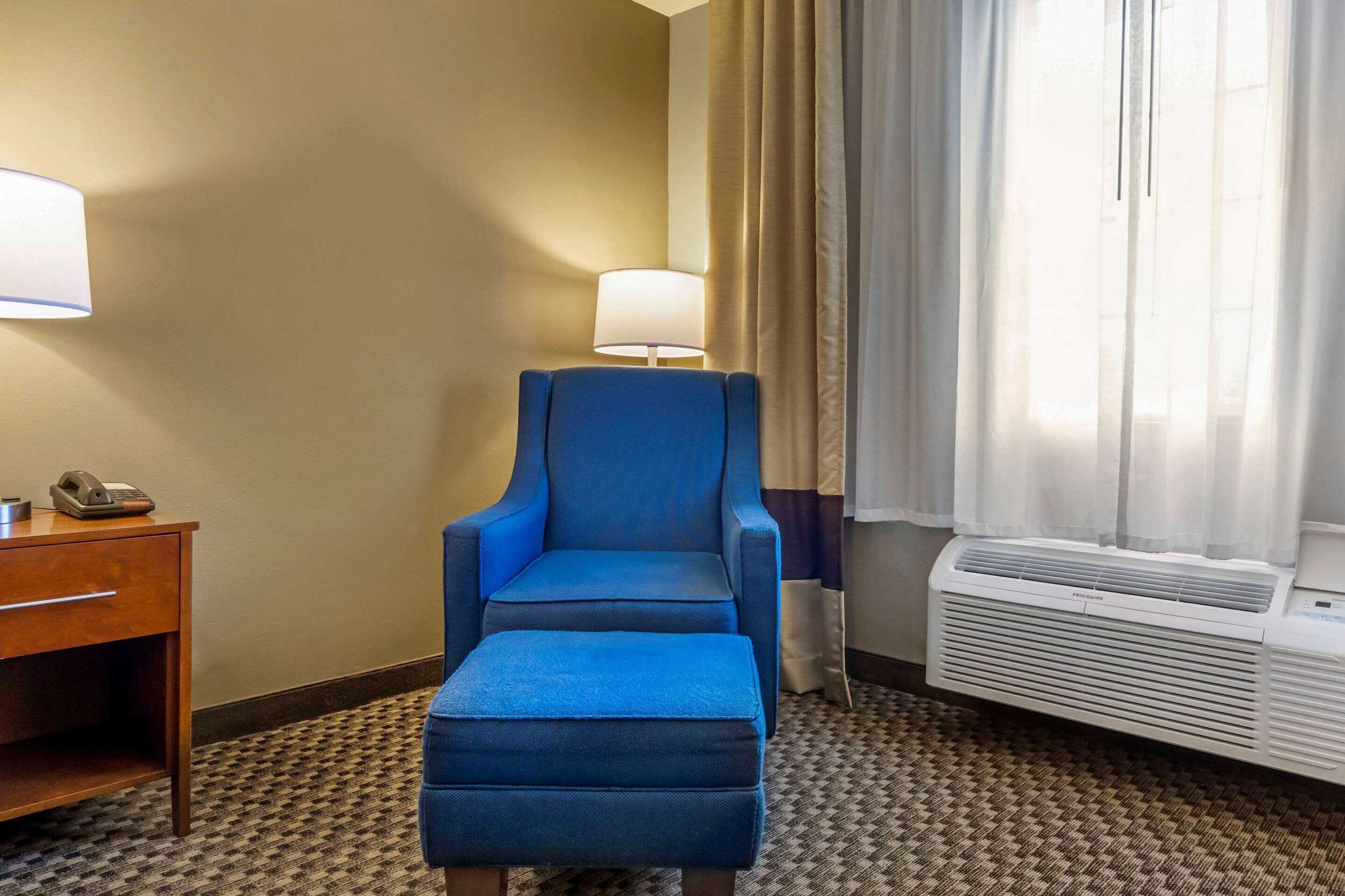 Gift card for Comfort Inn Auburn - Seattle Gift card for Comfort Inn Auburn - Seattle