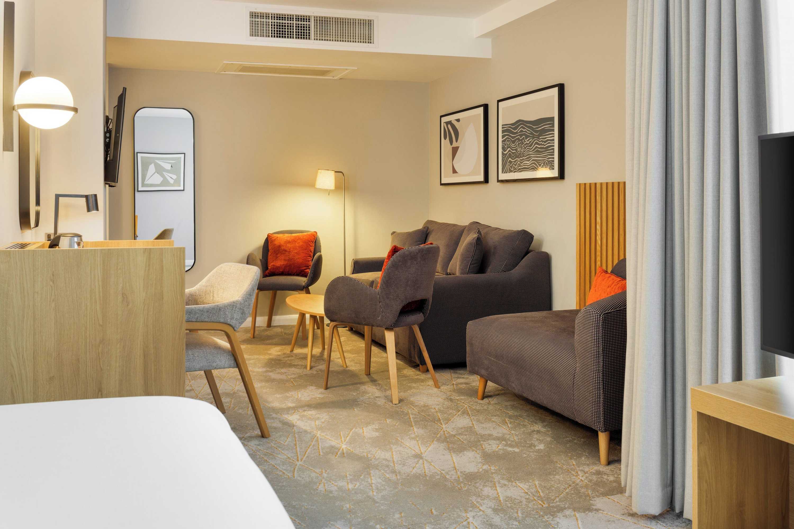 Gift card for Crowne Plaza London- Gatwick Airport by Ihg Gift card for Crowne Plaza London- Gatwick Airport by Ihg