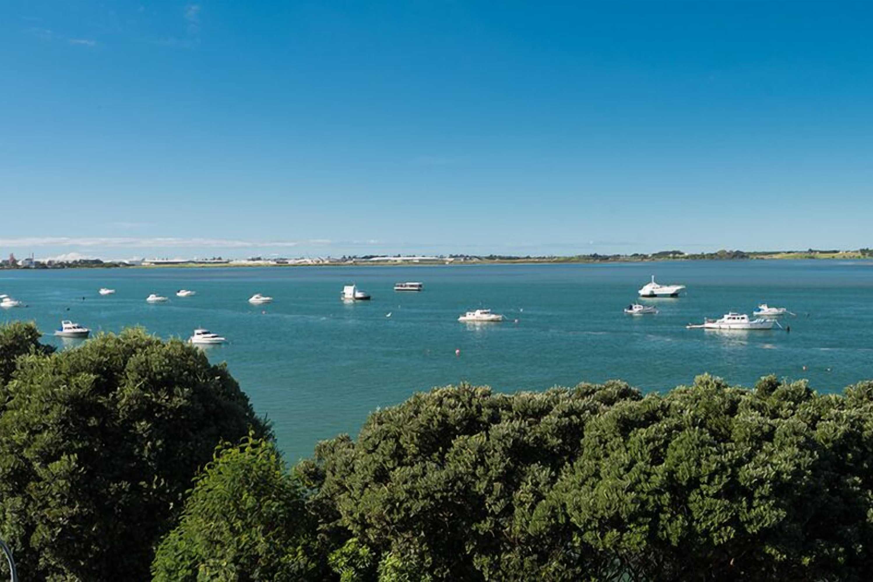 Gift card for Hotel on Devonport Gift card for Hotel on Devonport