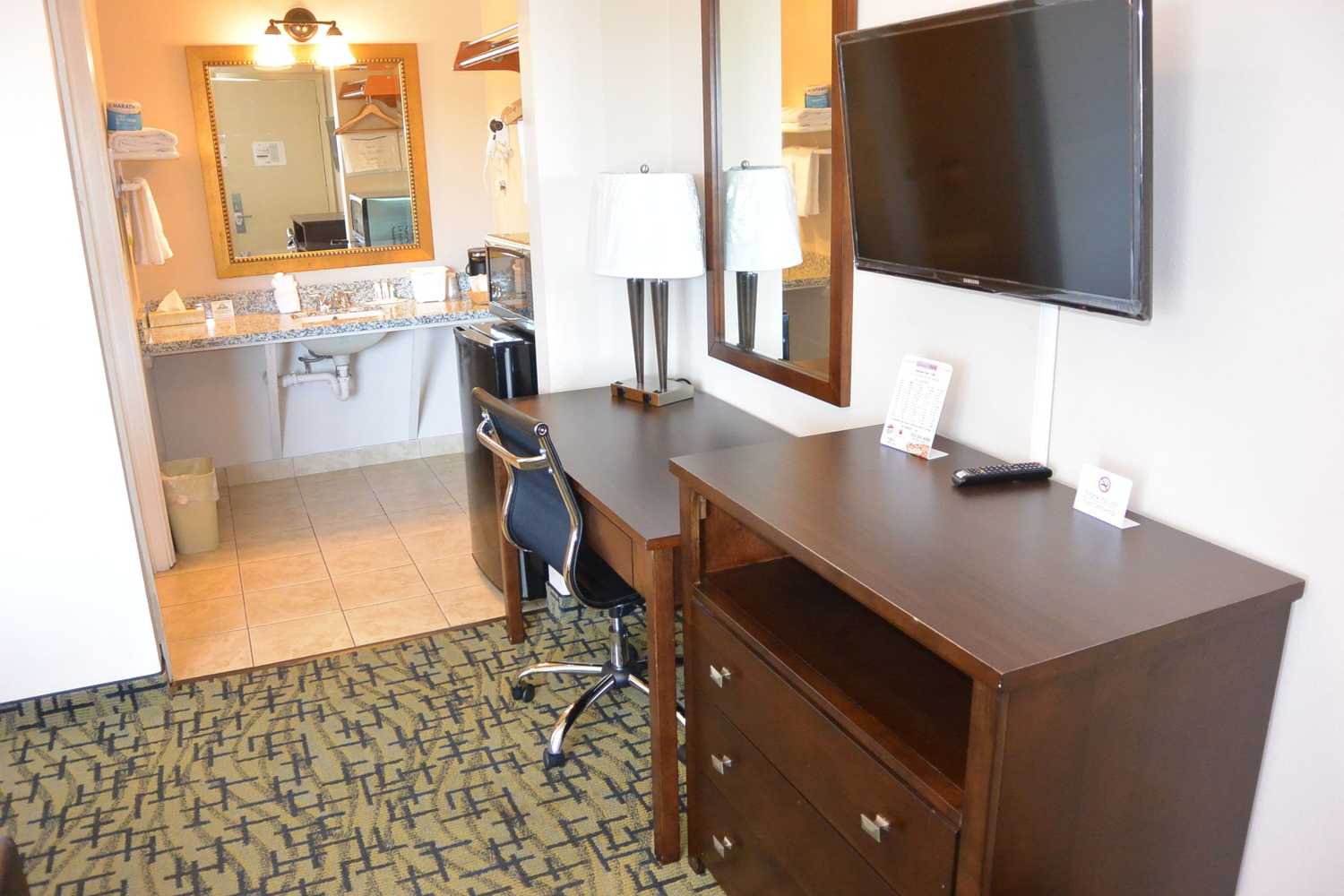 Gift card for Days Inn by Wyndham Lakewood South Tacoma Gift card for Days Inn by Wyndham Lakewood South Tacoma