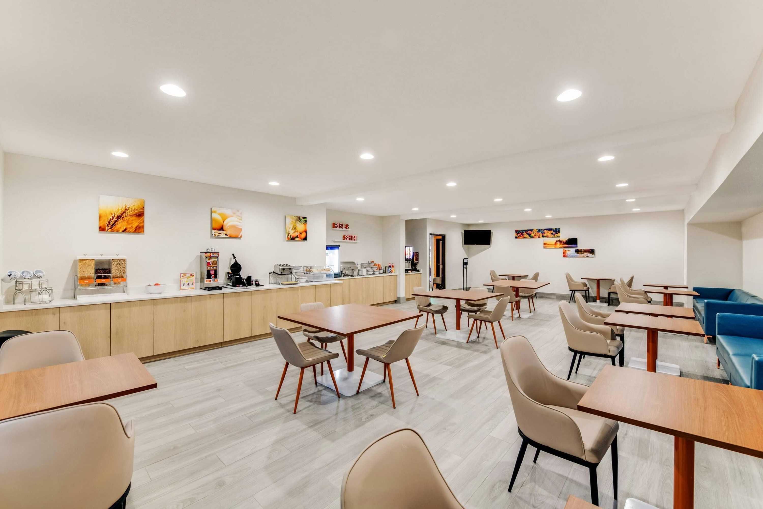 Gift card for Comfort Inn & Suites Weston - Wausau