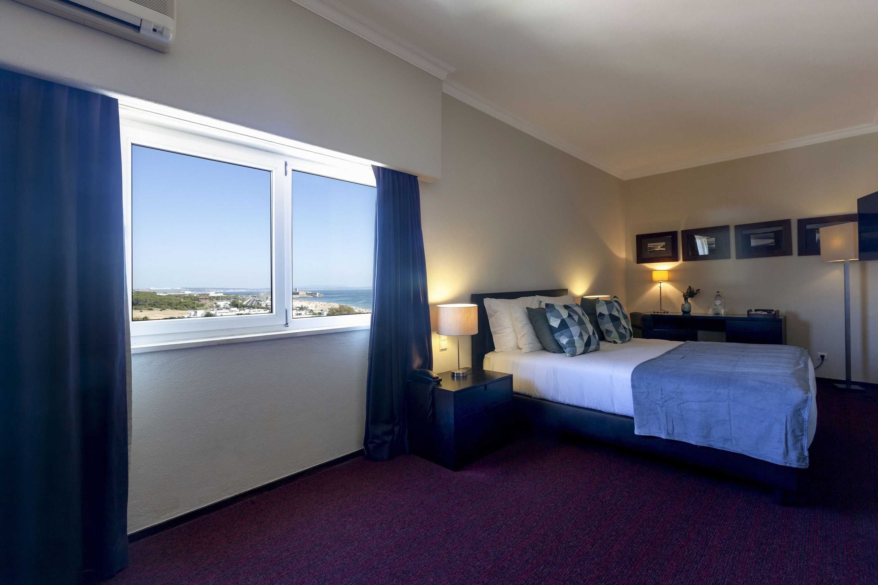Gift card for Carcavelos Beach Hotel Gift card for Carcavelos Beach Hotel