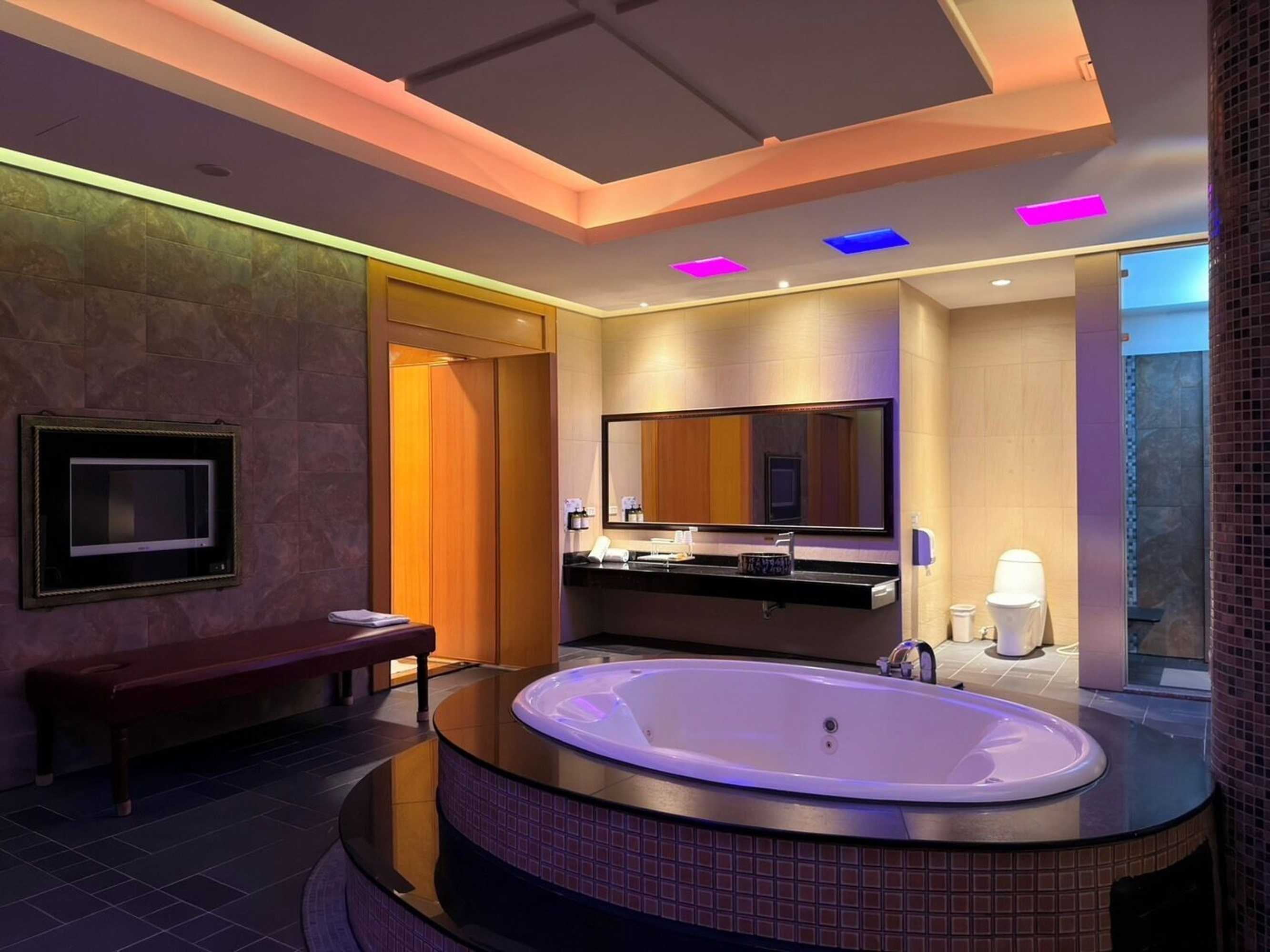 Gift card for Wei Feng Exquisite Motel Pintung Branch