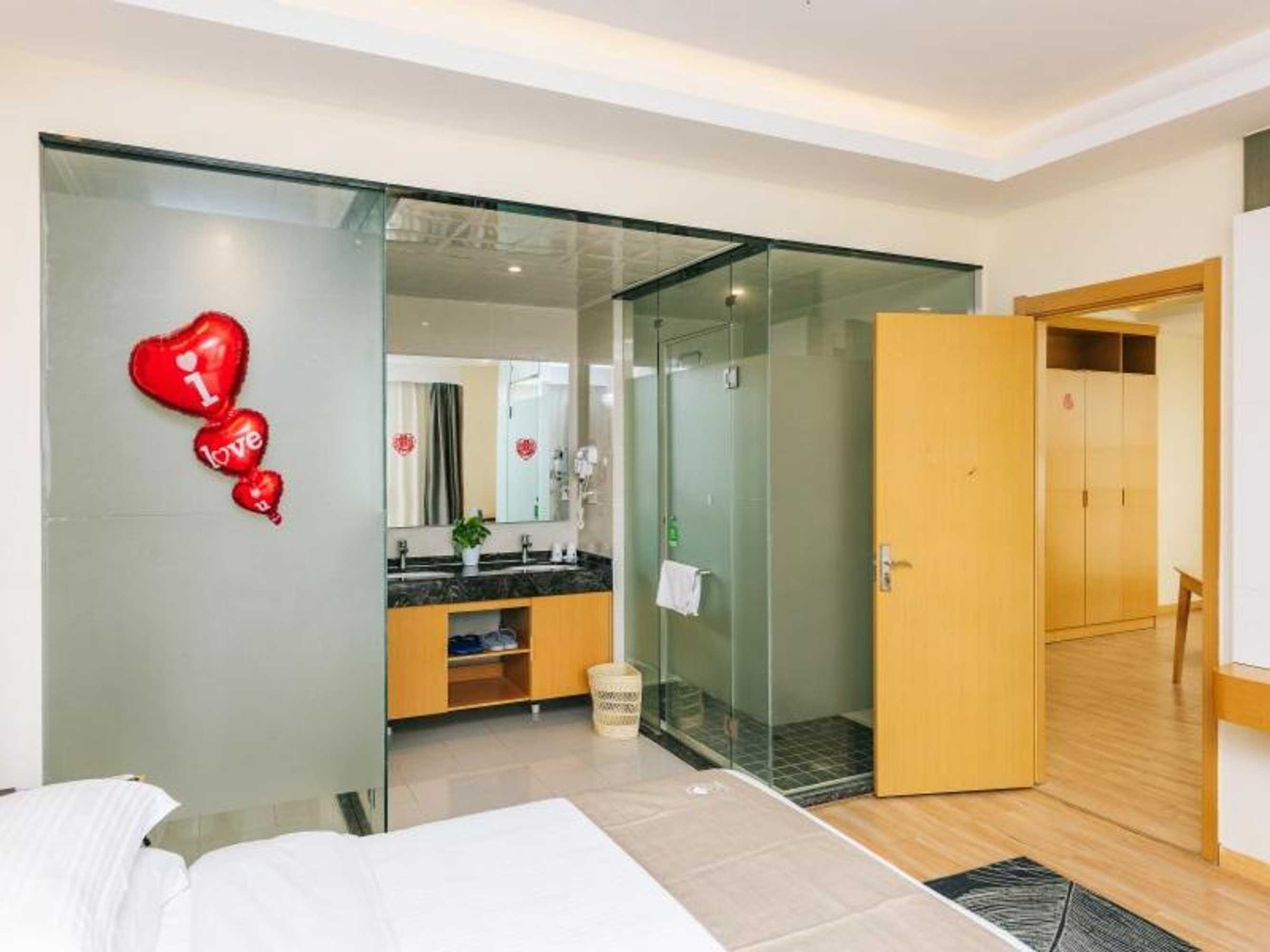 Gift card for Greentree Inn Wuxi Jiangyin High-Speed Train Jinsanjiao Market Express Hotel Gift card for Greentree Inn Wuxi Jiangyin High-Speed Train Jinsanjiao Market Express Hotel