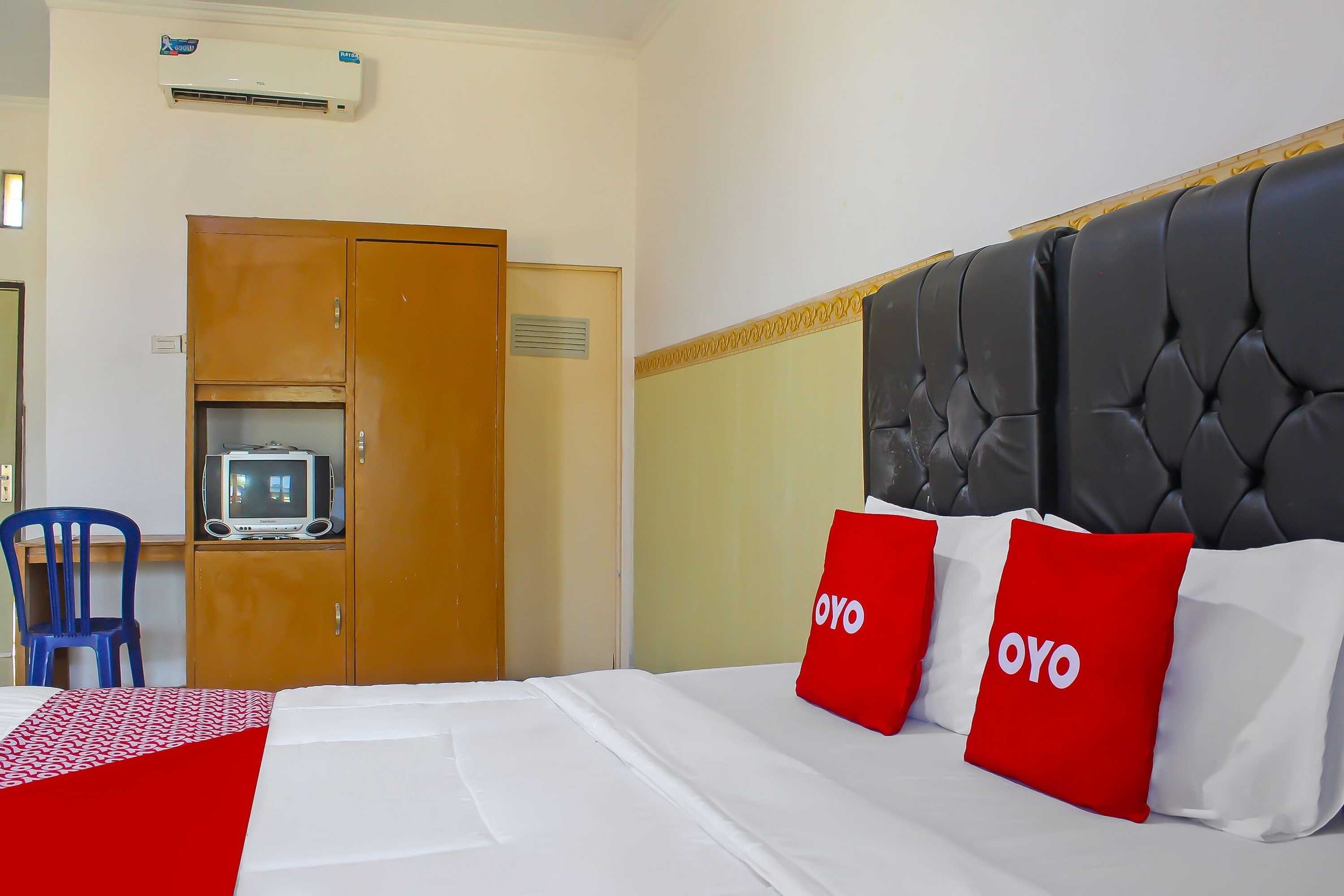 Gift card for Oyo Life 92593 Penginapan Sultan Haji 1 Gift card for Oyo Life 92593 Penginapan Sultan Haji 1