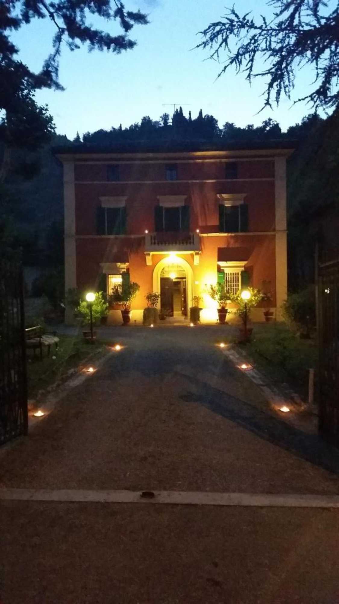 Gift card for B&b Villa Storica Calderino Gift card for B&b Villa Storica Calderino