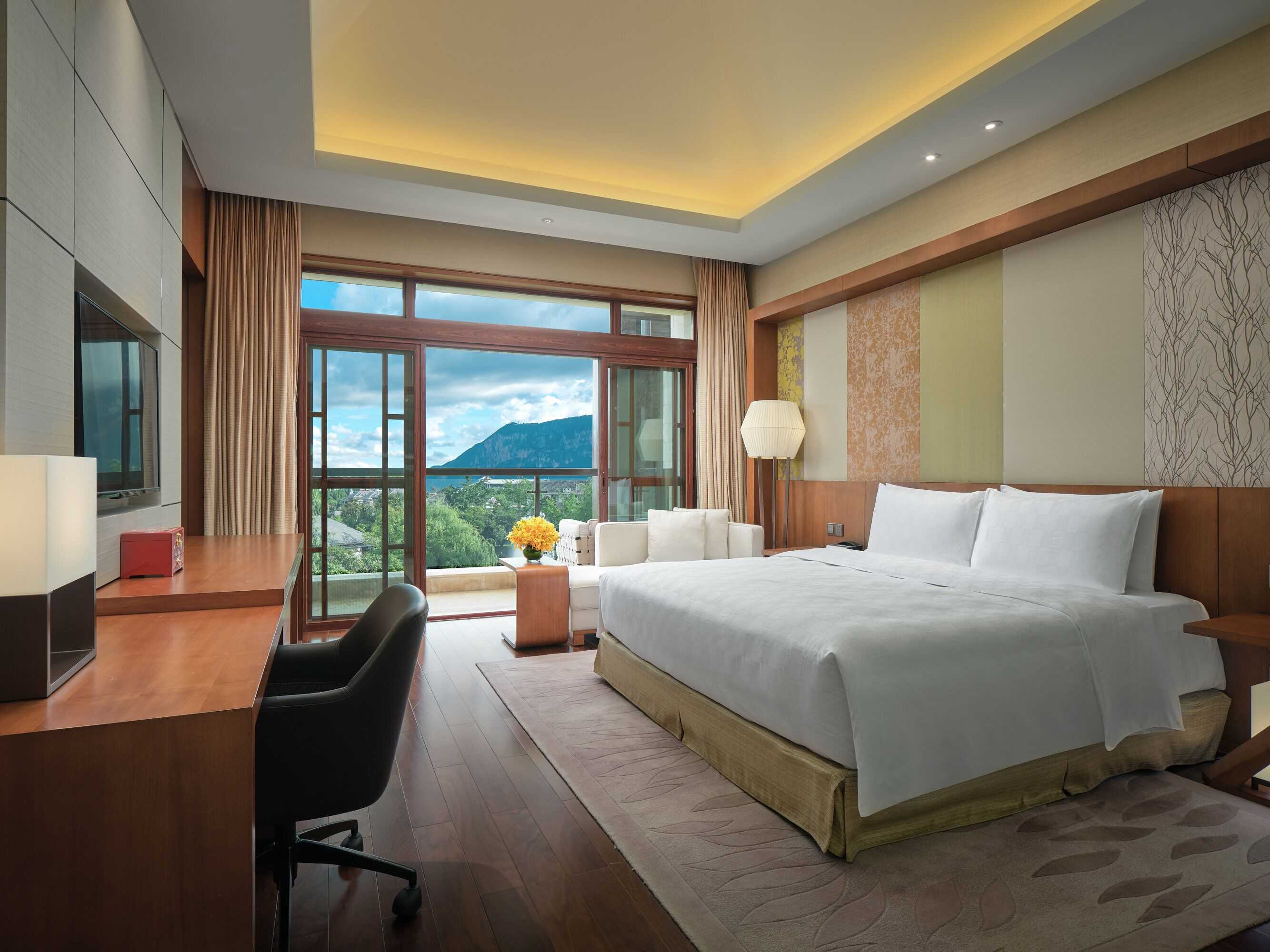 Gift card for Hualuxe Kunming by Ihg Gift card for Hualuxe Kunming by Ihg