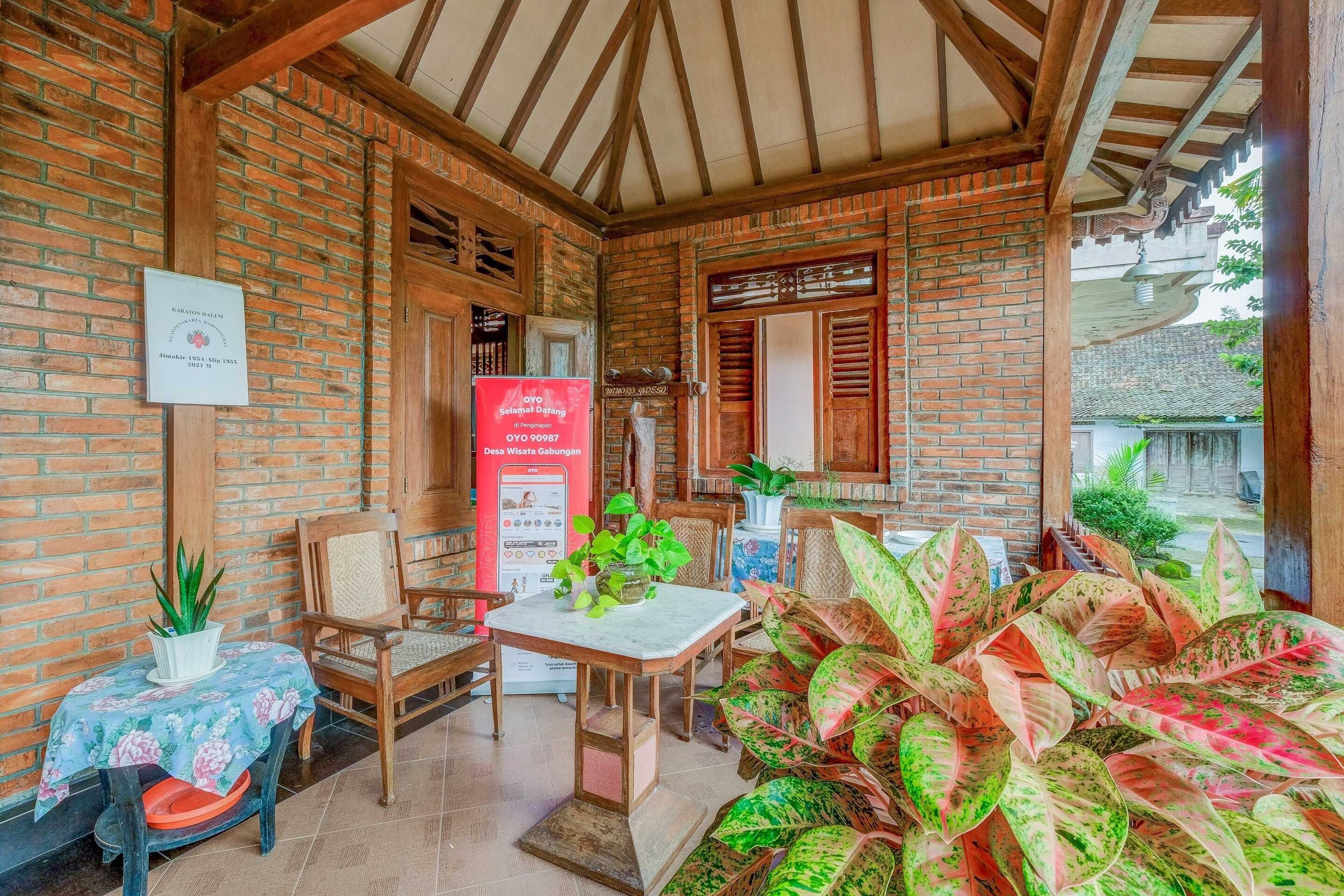 Gift card for Oyo Homes 90987 Desa Wisata Gabugan Syariah