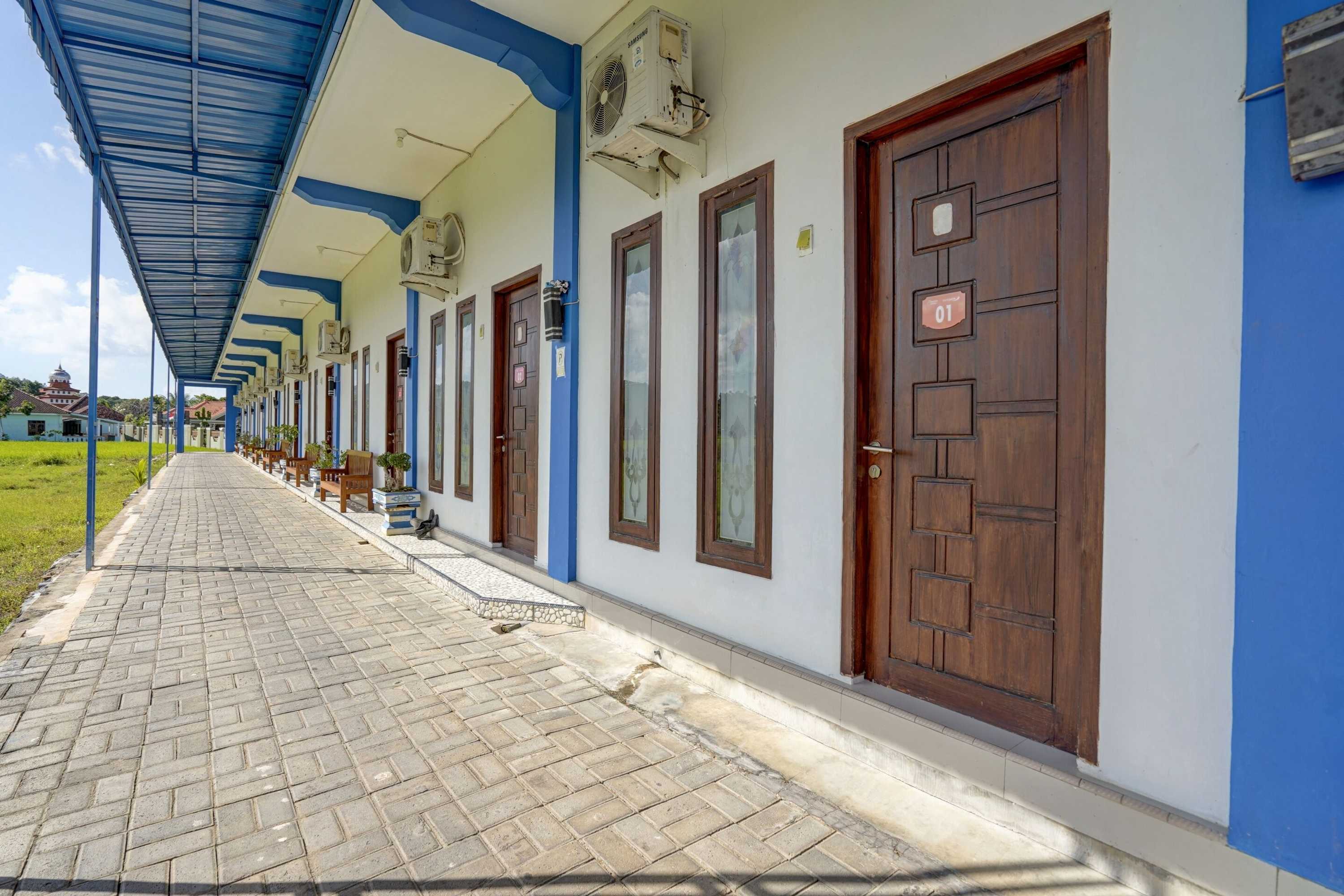 Gift card for Oyo 92907 Miranda Hotel Syariah Gift card for Oyo 92907 Miranda Hotel Syariah