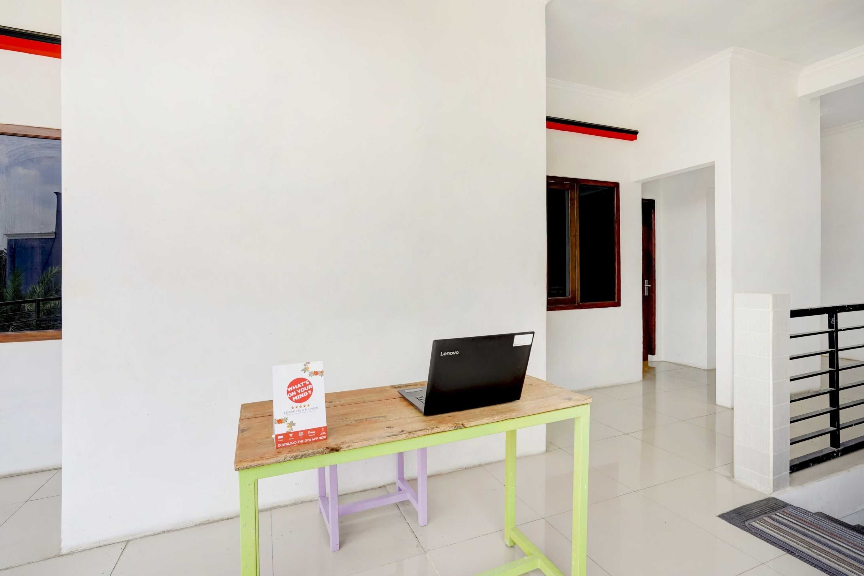 Gift card for Super Oyo 3702 Homestay Bougenville Syariah Gift card for Super Oyo 3702 Homestay Bougenville Syariah