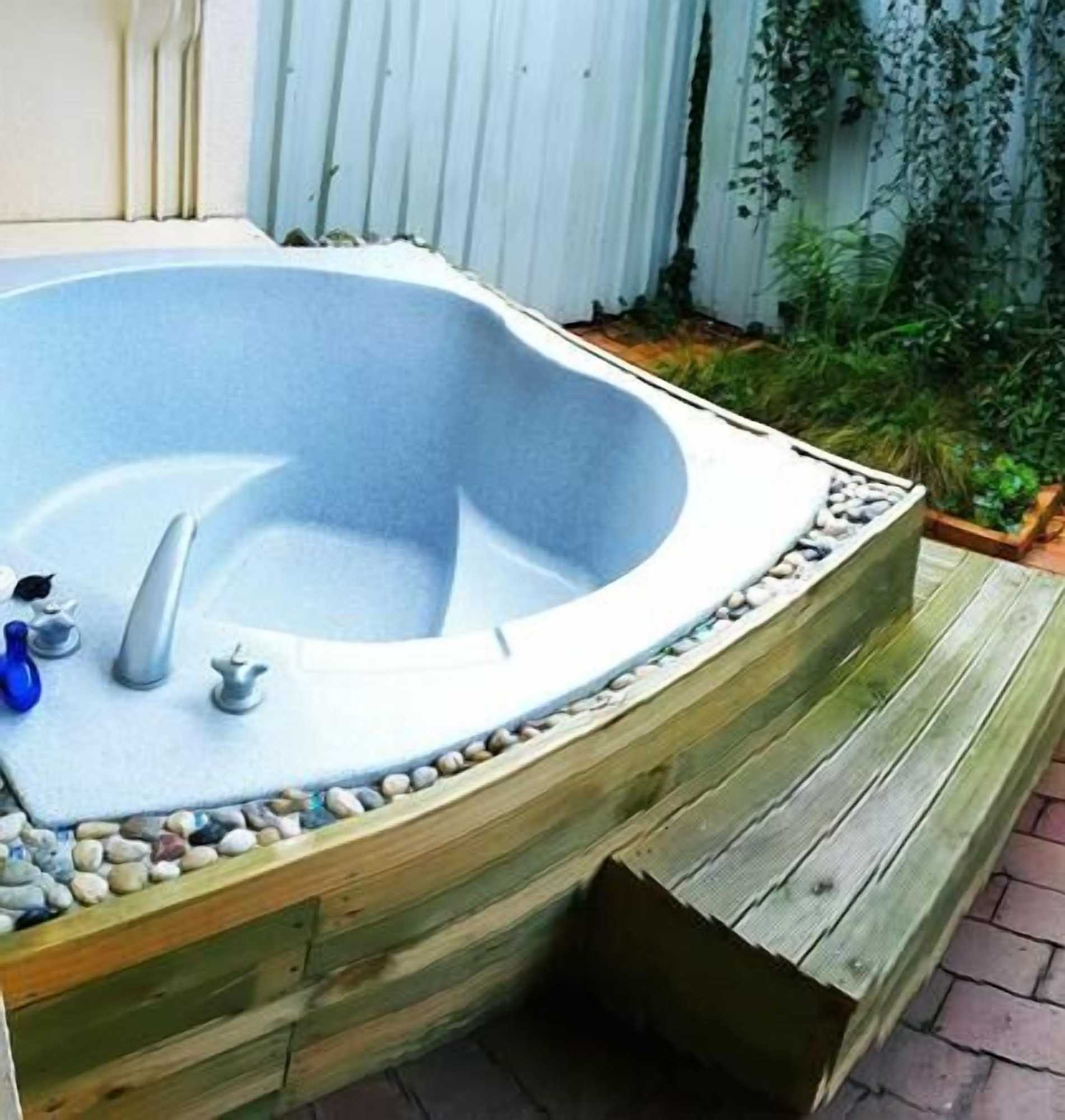 Gift card for Ann’s Volcanic Motel