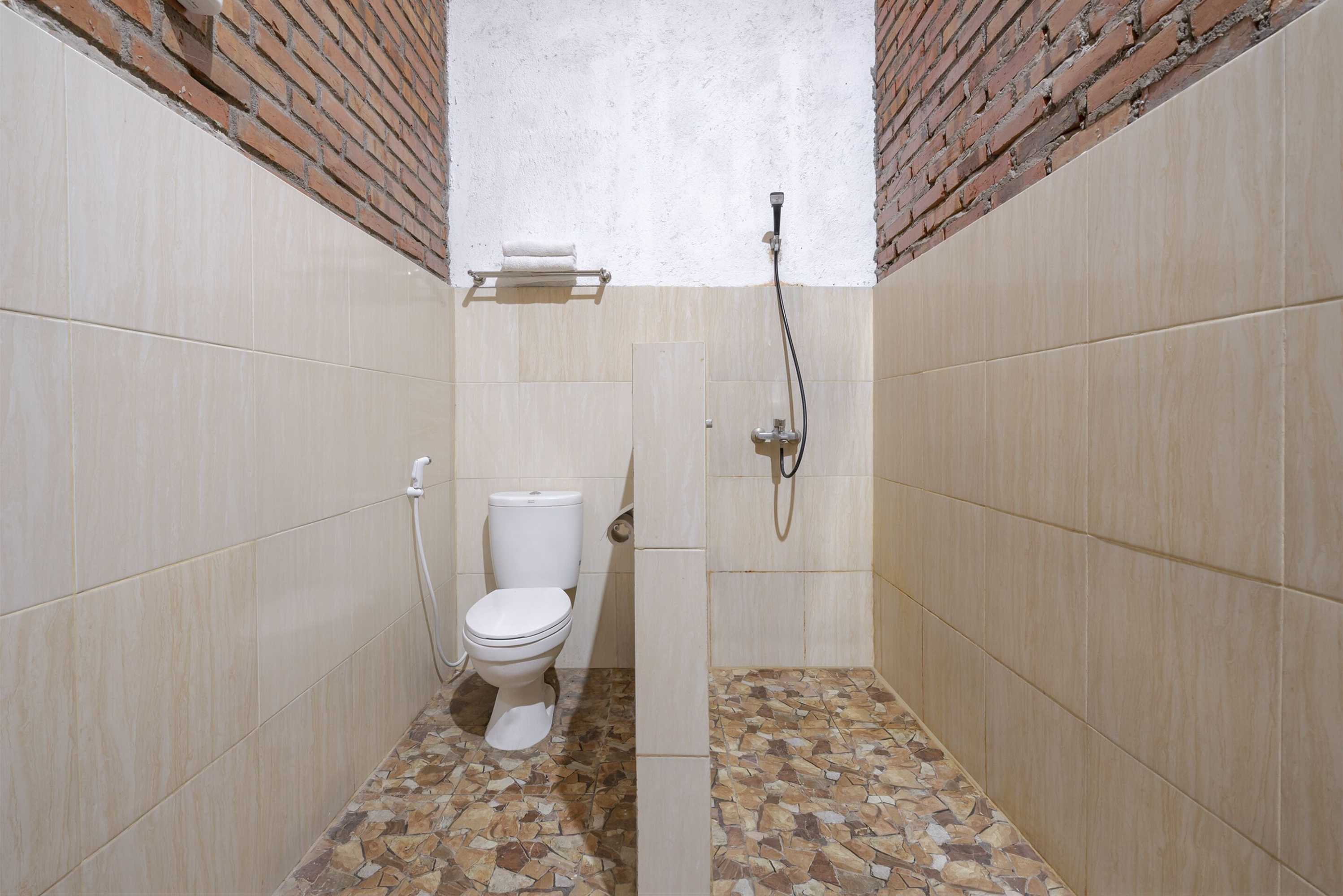 Gift card for Oyo 2380 Alea Guesthouse