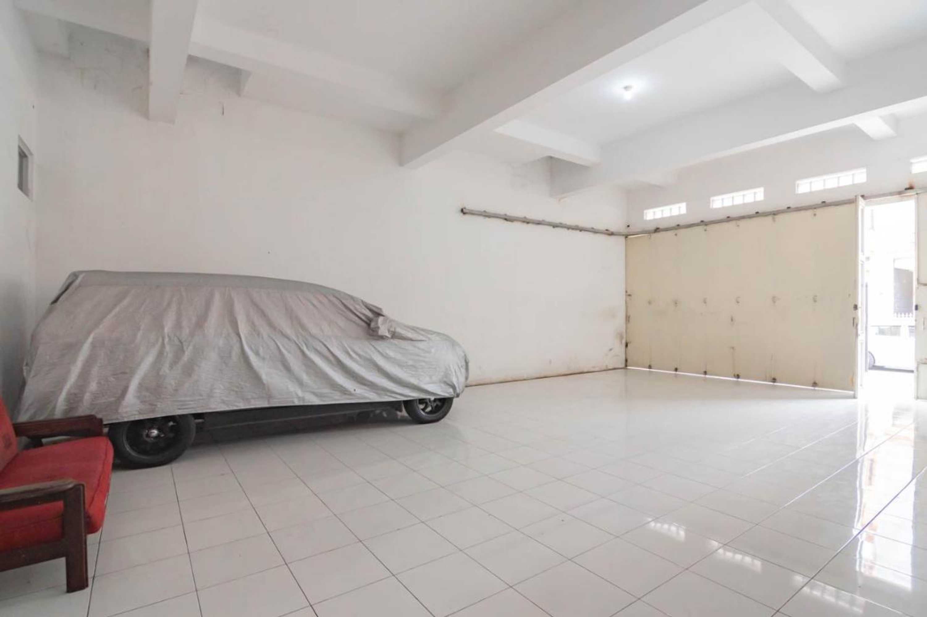 Gift card for Koolkost Syariah Near Alun Alun Tasikmalaya (minimum Stay 30 Nights) Gift card for Koolkost Syariah Near Alun Alun Tasikmalaya (minimum Stay 30 Nights)