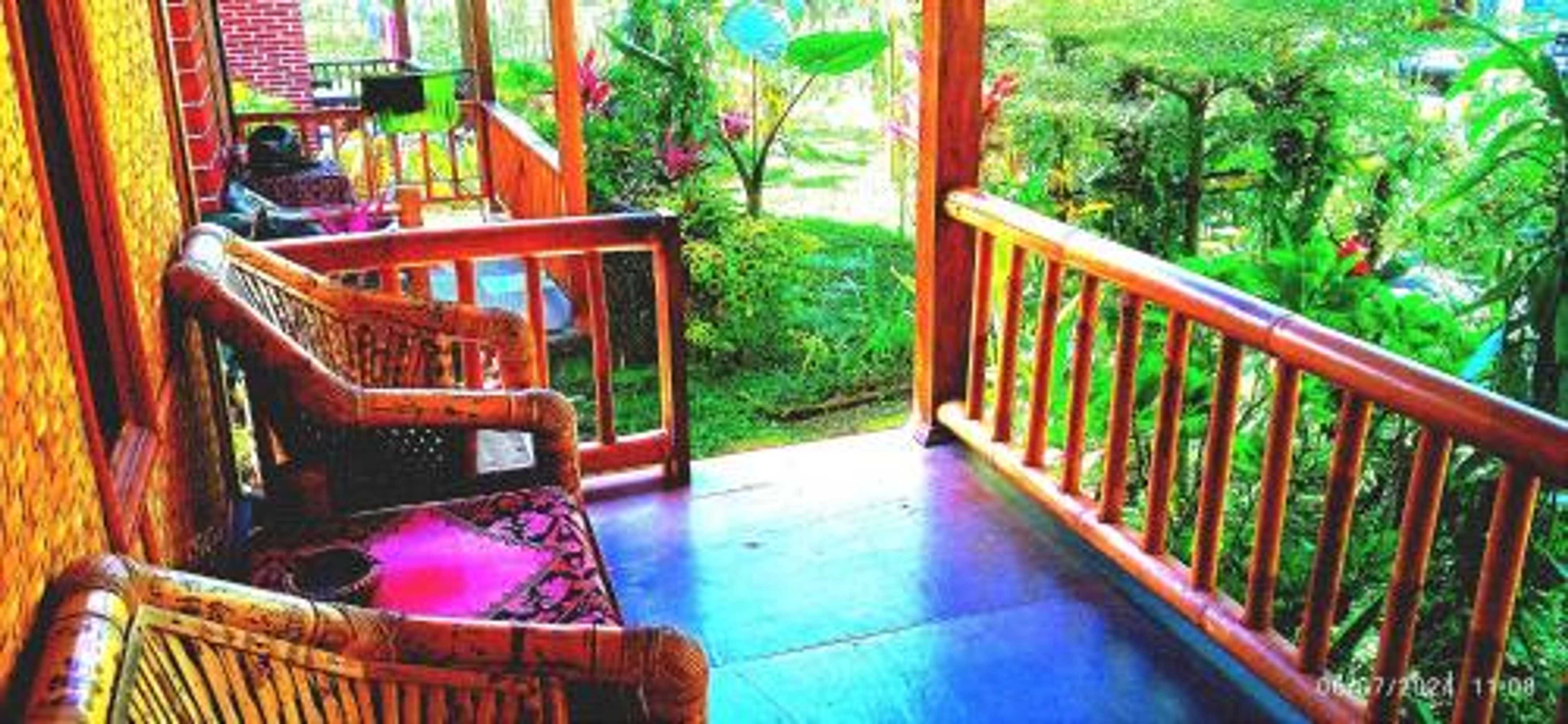 Gift card for Ariel Bungalow Tetebatu Gift card for Ariel Bungalow Tetebatu