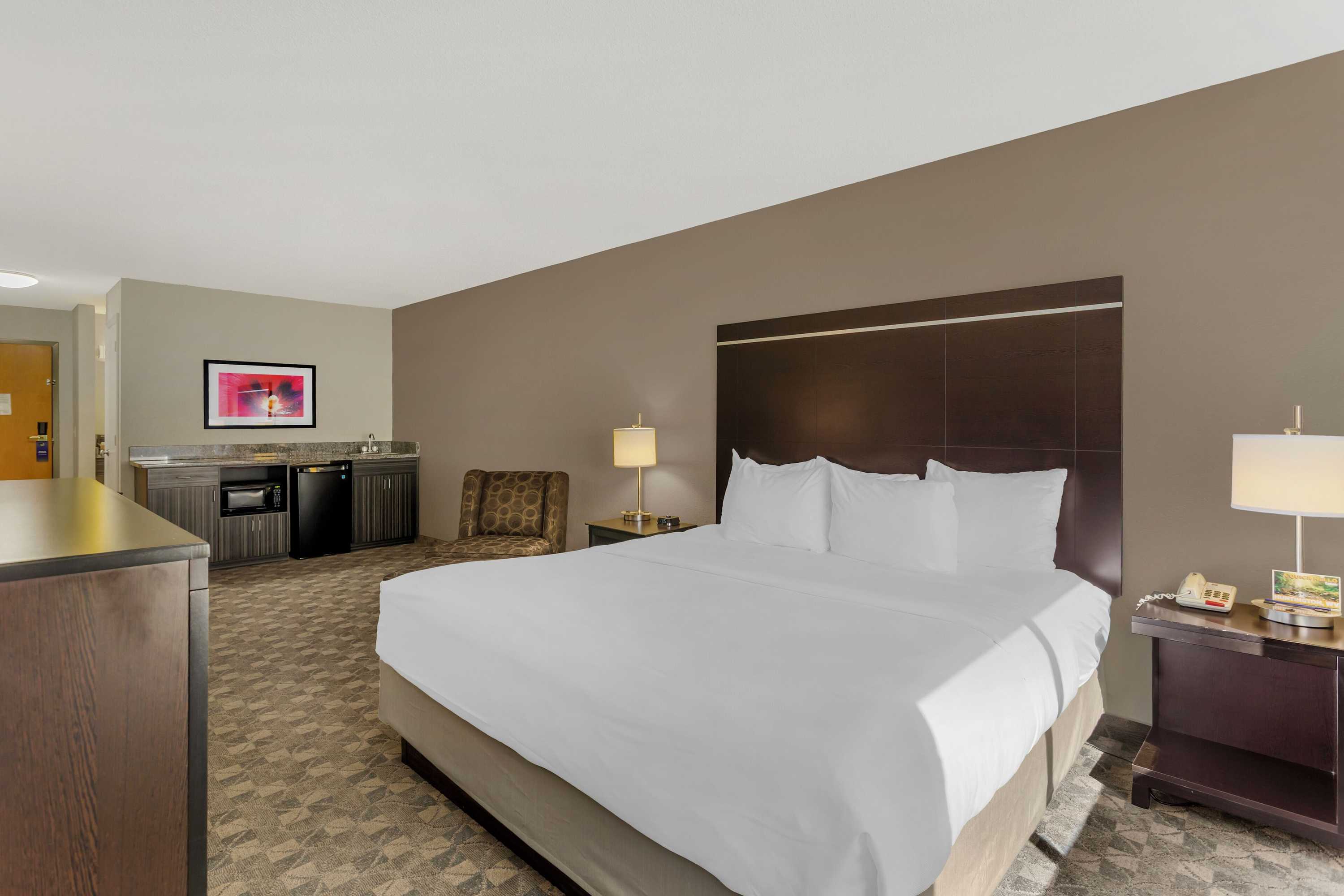 Gift card for Comfort Inn Huntington Near University Area