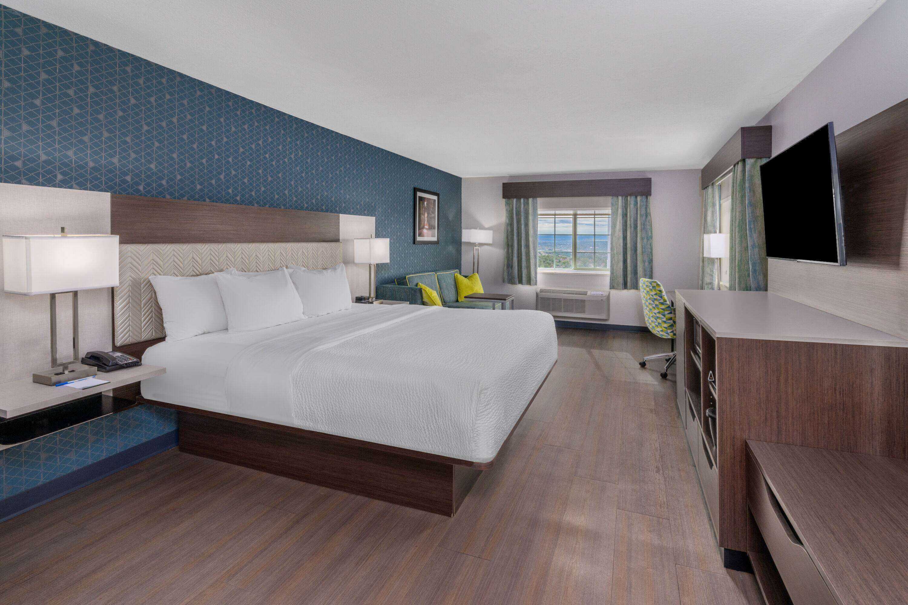 Gift card for La Quinta Inn & Suites by Wyndham Santa Rosa Gift card for La Quinta Inn & Suites by Wyndham Santa Rosa