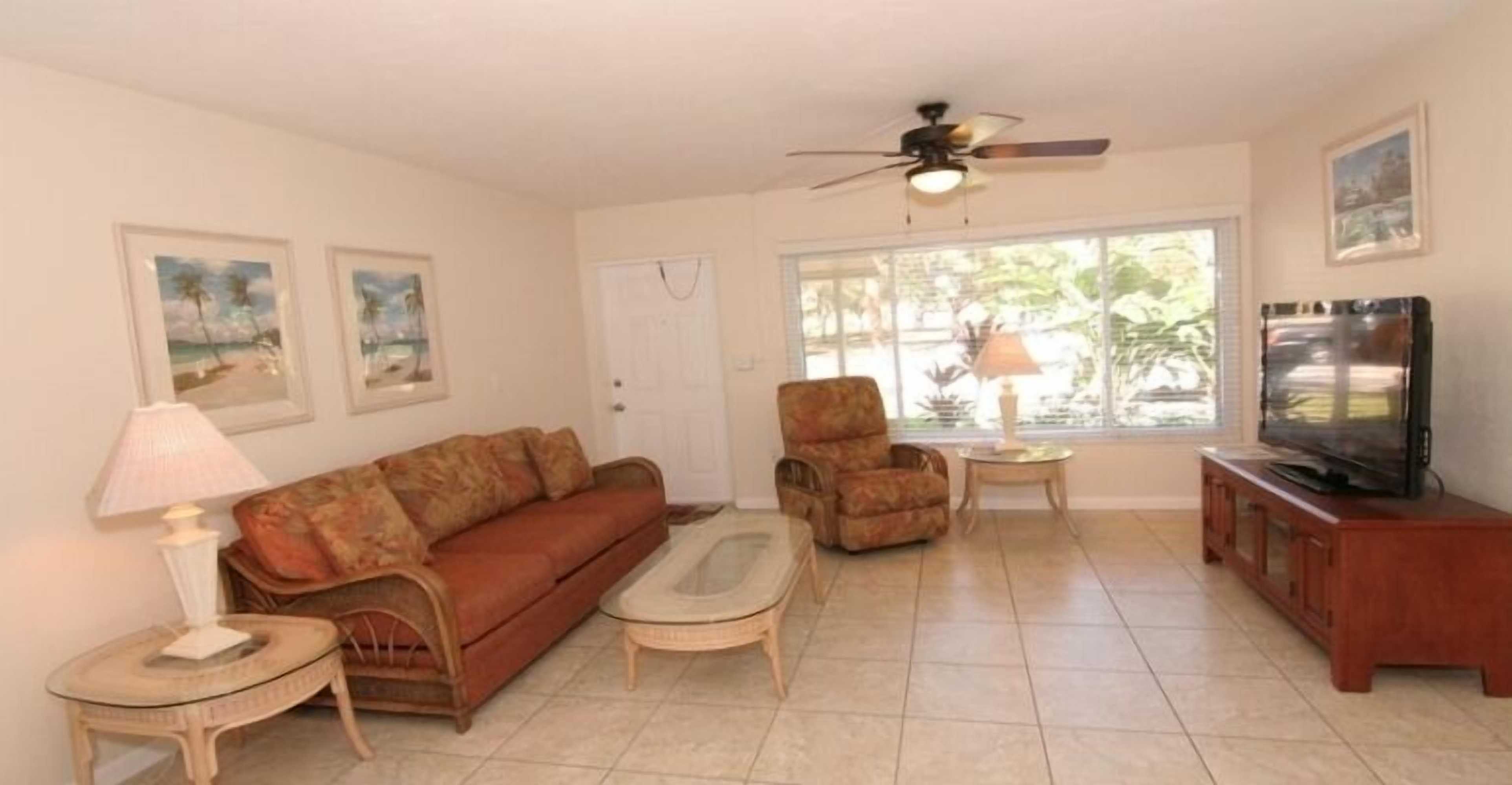 Gift card for Tropical Villas of Venice Beach Gift card for Tropical Villas of Venice Beach