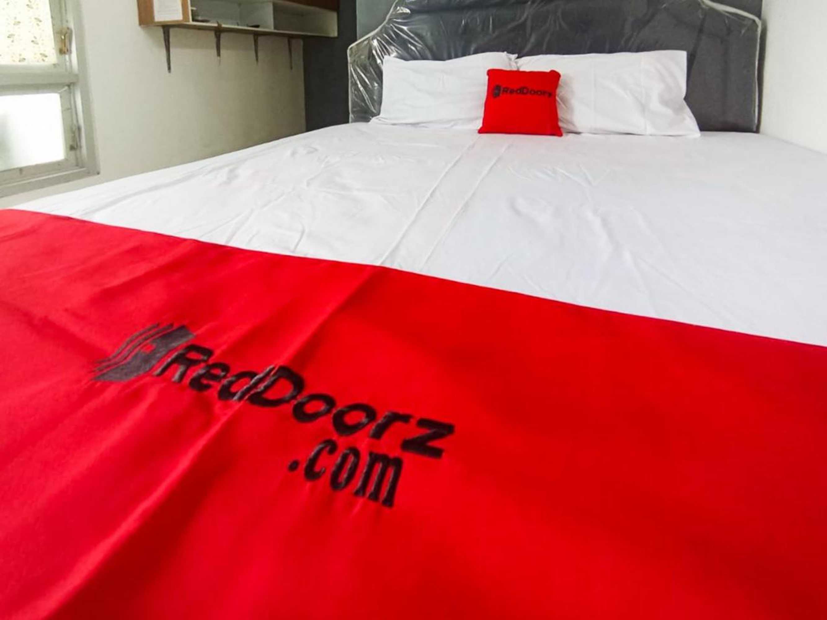 Gift card for Reddoorz at Brawijaya Central Kampung Inggris