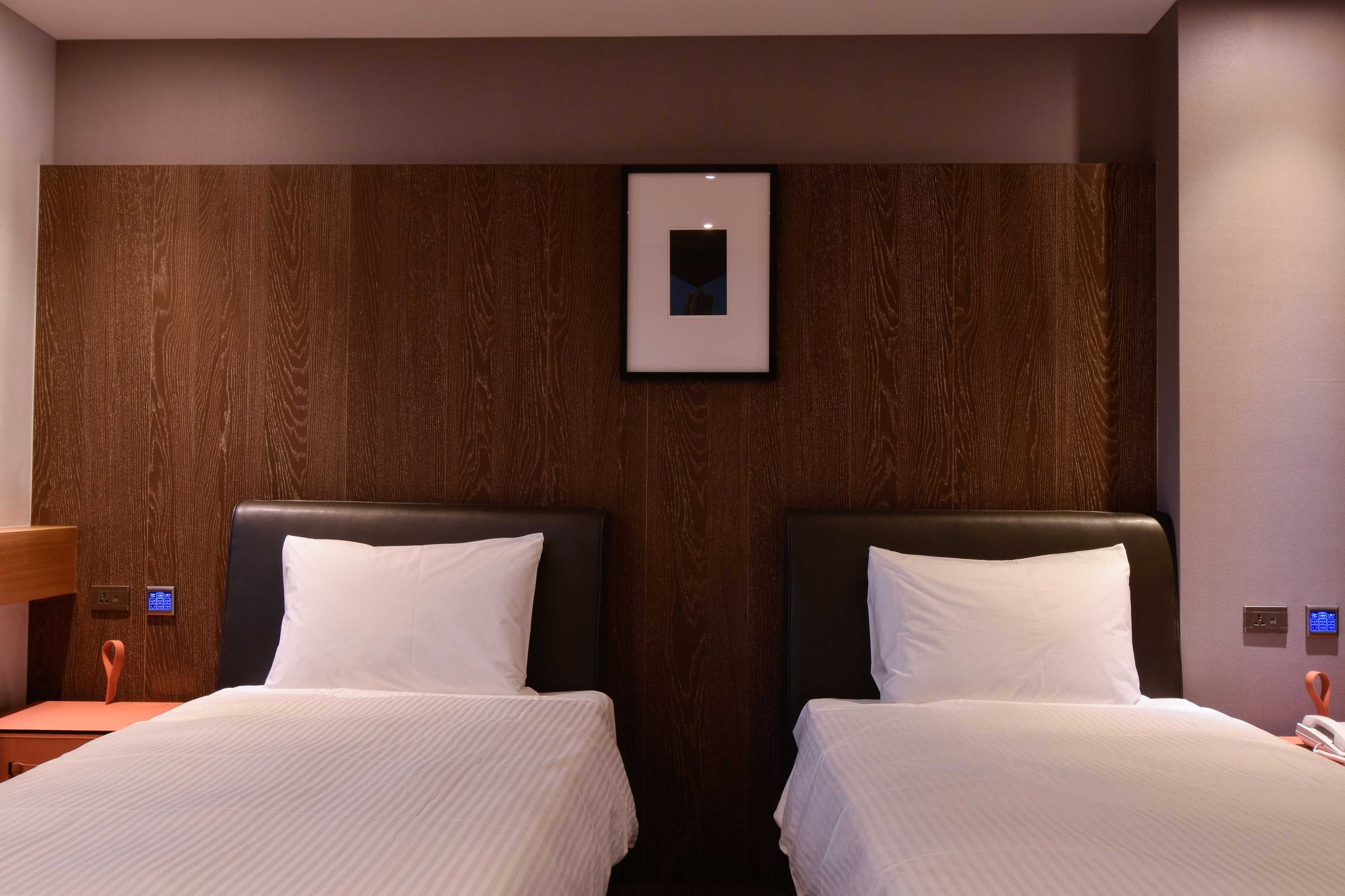 Gift card for 3 Door Hotel Gift card for 3 Door Hotel