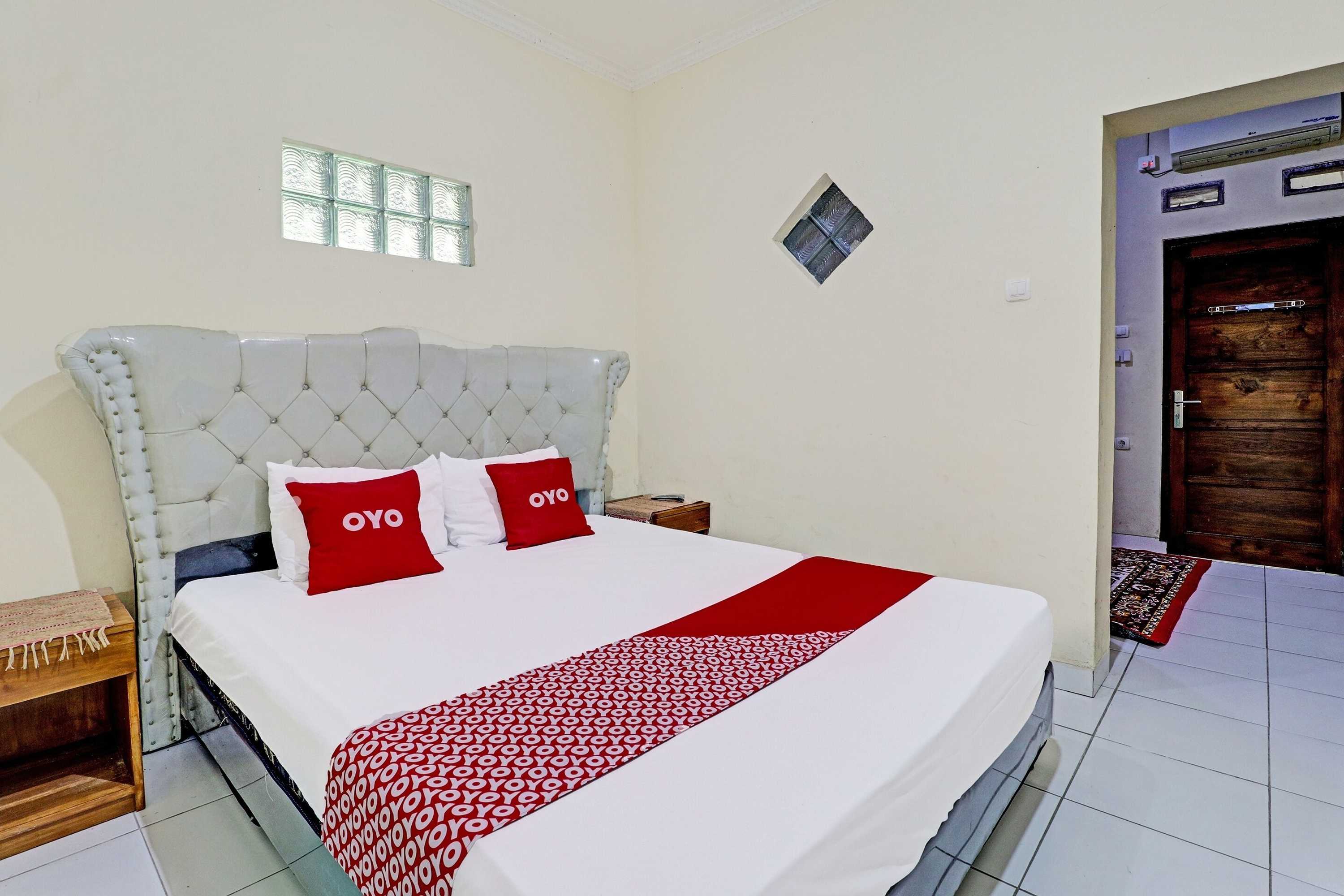 Gift card for Oyo Life 91480 Putridapisa Syariah Gift card for Oyo Life 91480 Putridapisa Syariah