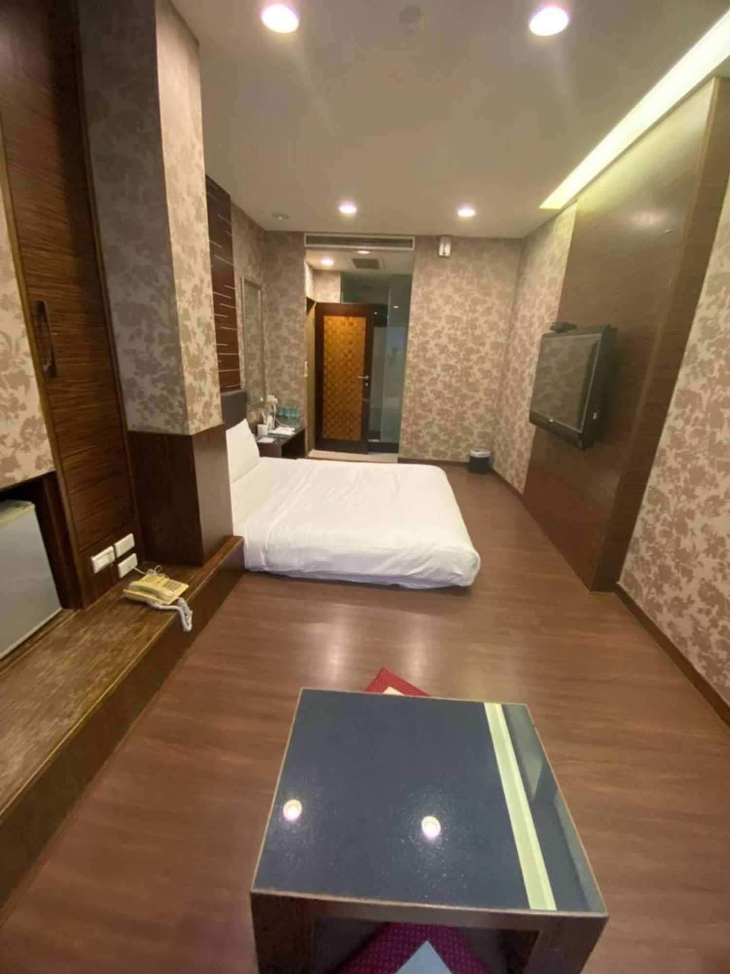 Gift card for Love Hotel