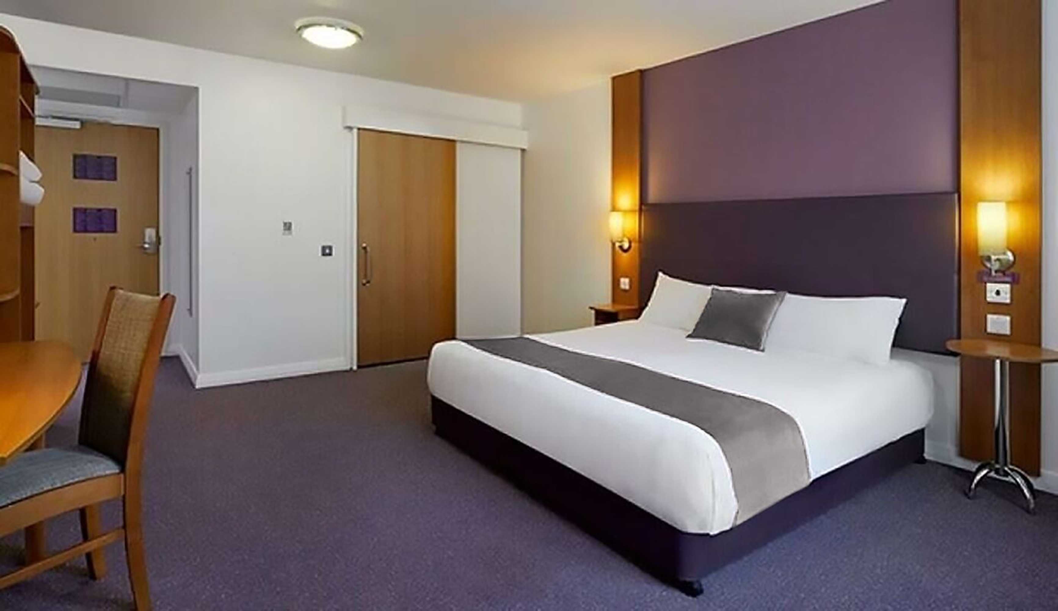 Gift card for Casa Mere Manchester Airport, Knutsford, Sure Collection by Best Western Gift card for Casa Mere Manchester Airport, Knutsford, Sure Collection by Best Western