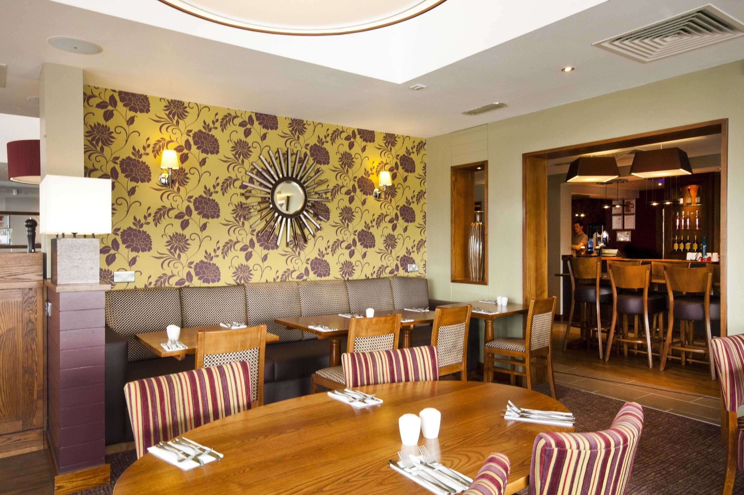 Gift card for Premier Inn Edinburgh Airport (newbridge) Gift card for Premier Inn Edinburgh Airport (newbridge)