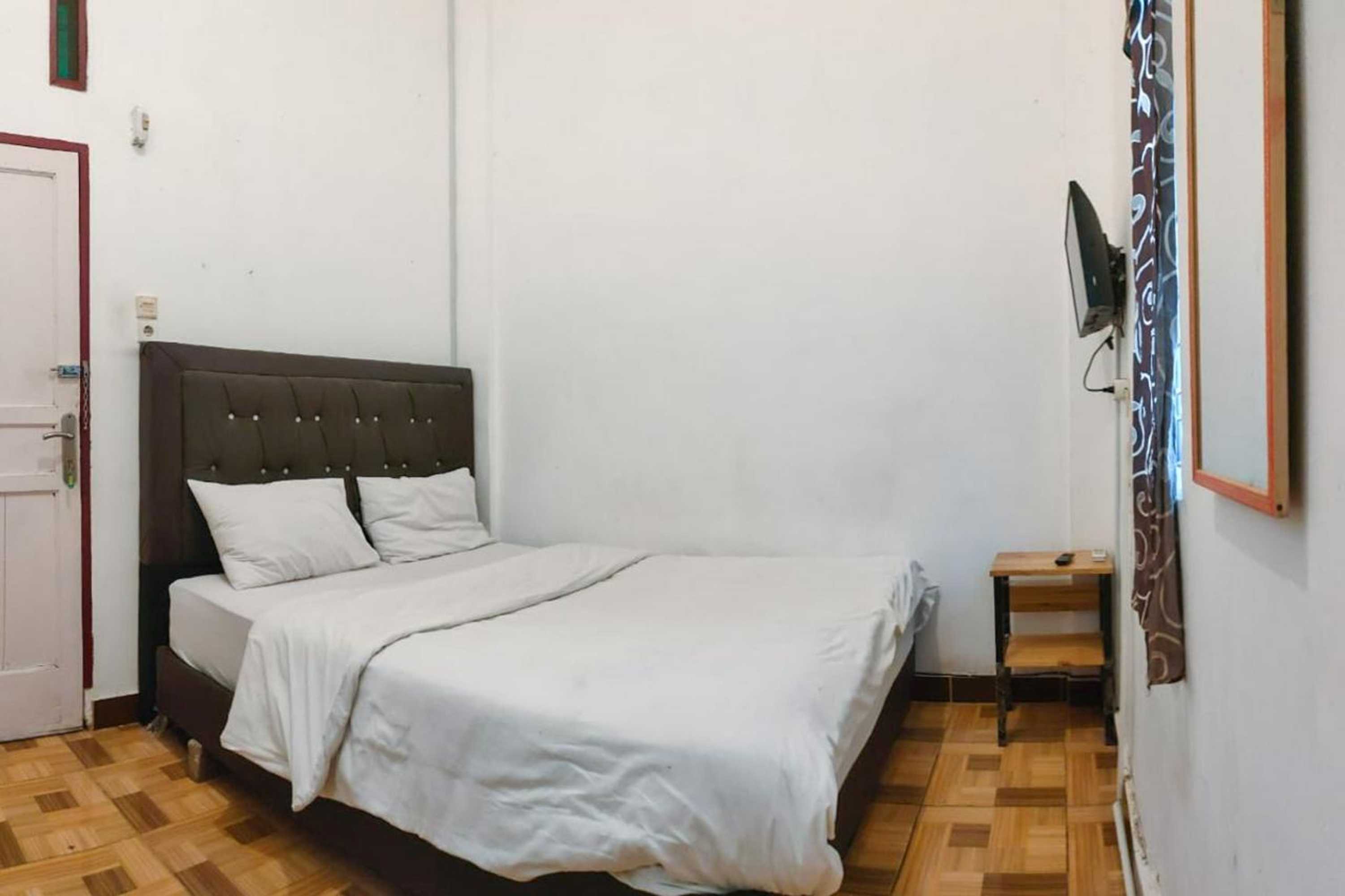 Gift card for Johje Guest House Medan Mitra Reddoorz