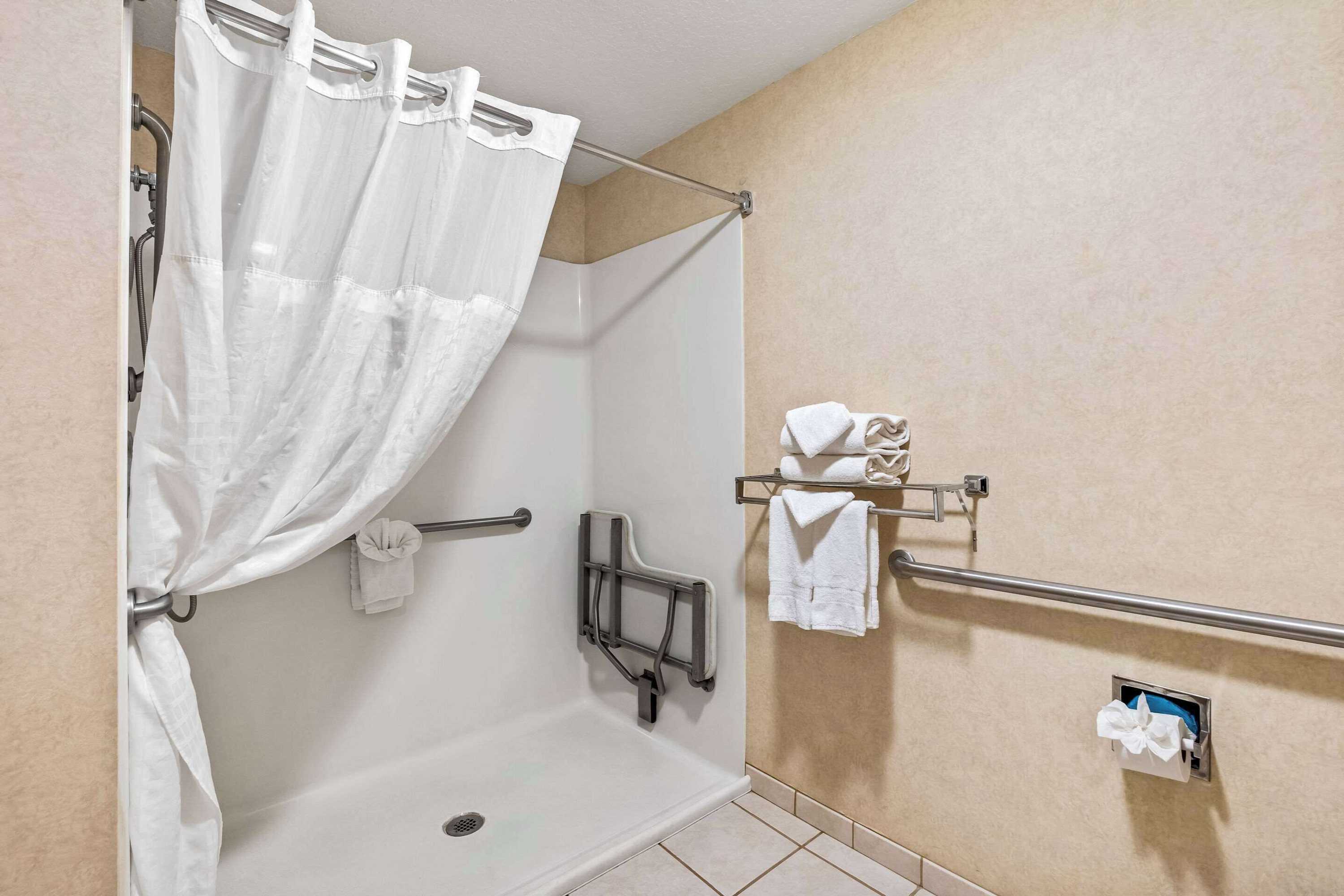 Gift card for Comfort Inn & Suites Gift card for Comfort Inn & Suites