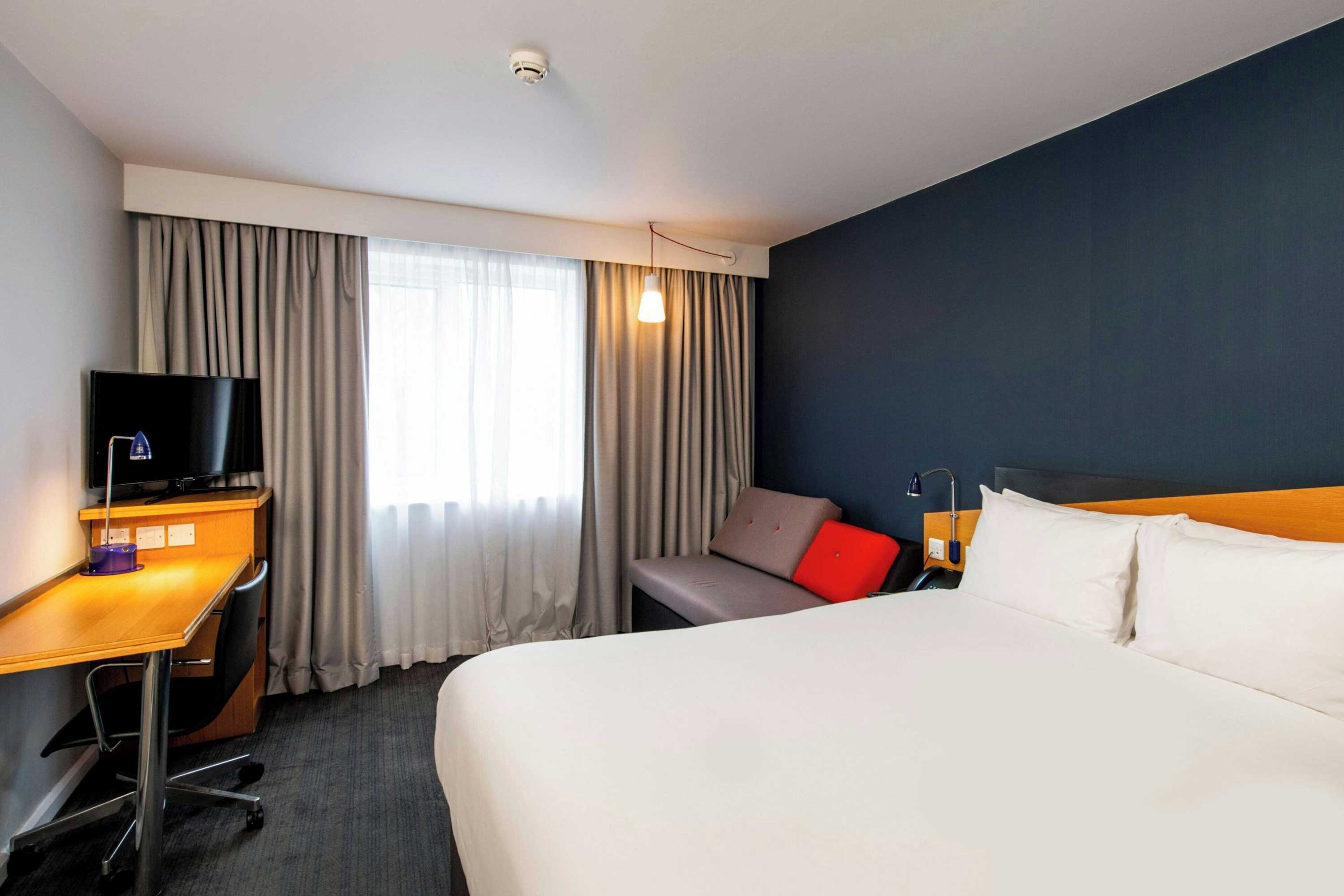 Gift card for Holiday Inn Express Stoke On Trent by Ihg Gift card for Holiday Inn Express Stoke On Trent by Ihg