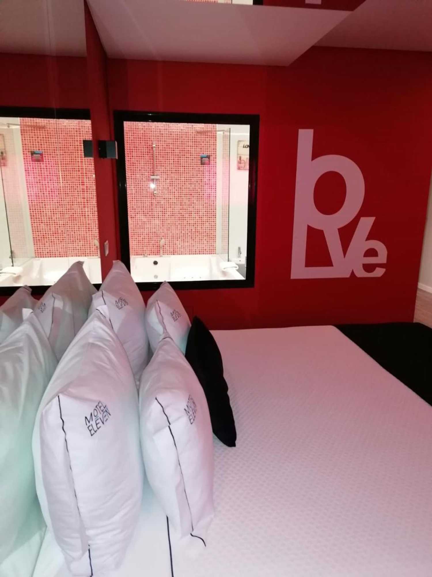 Gift card for Motel Eleven