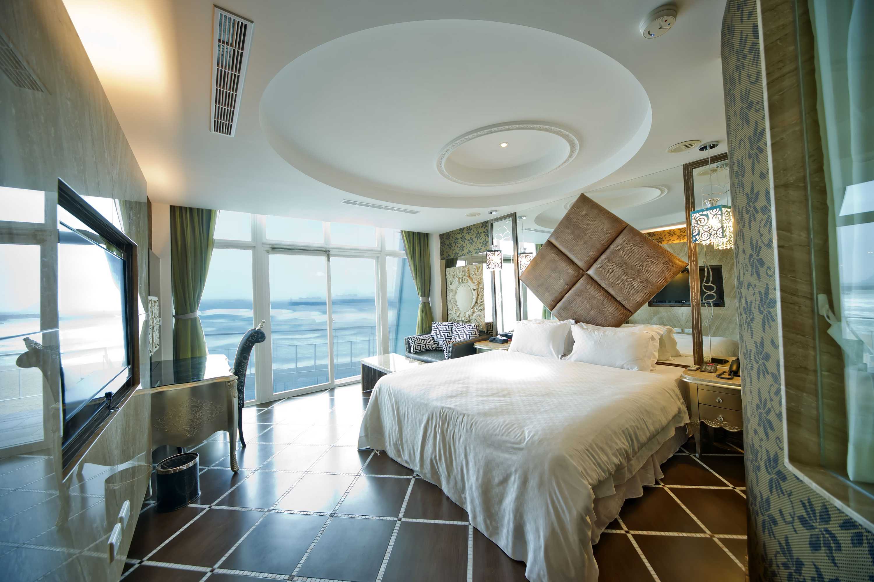 Gift card for White House Beach Hotspring Resort