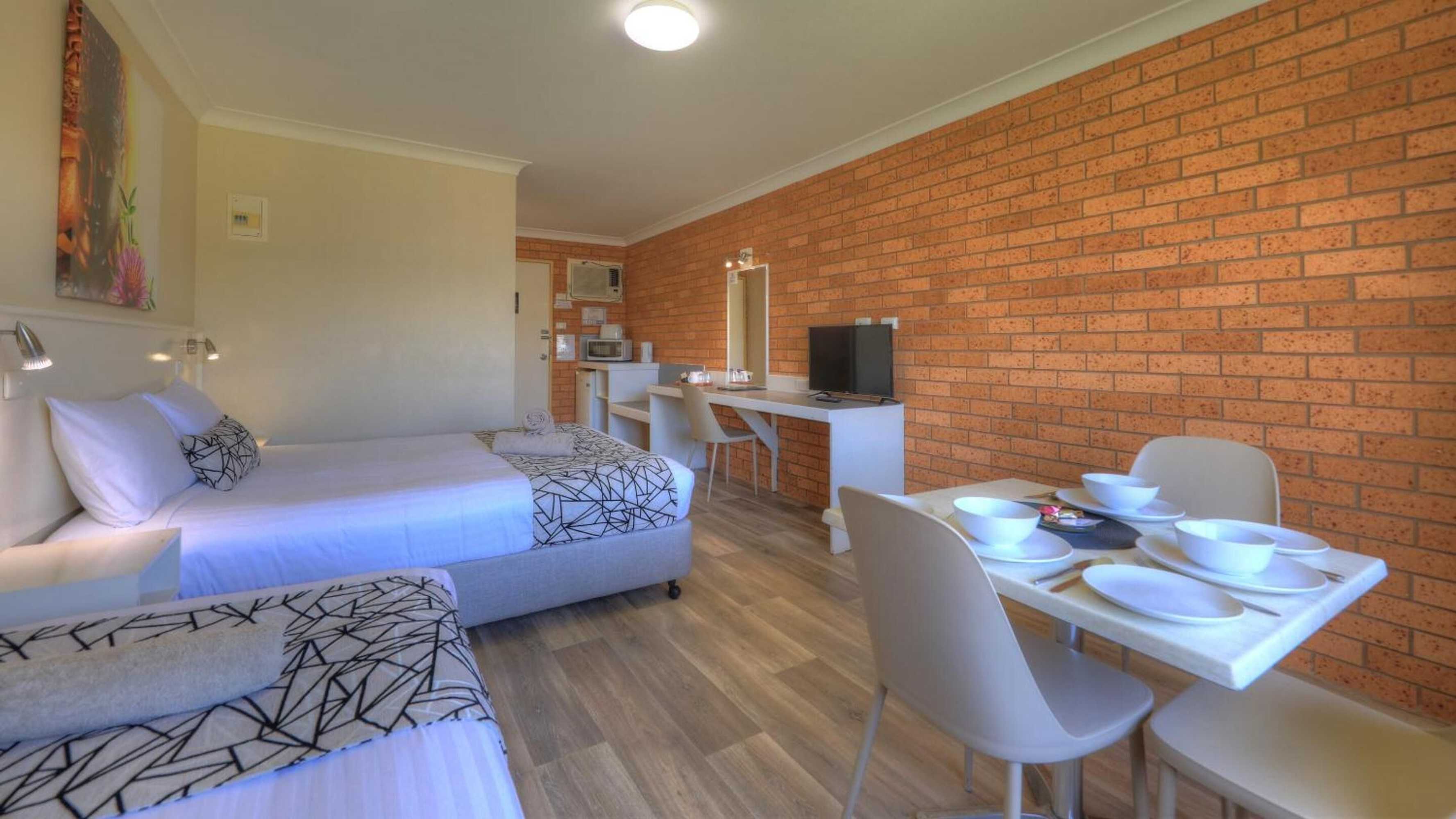 Gift card for Rosebourne Gardens Motel Gift card for Rosebourne Gardens Motel