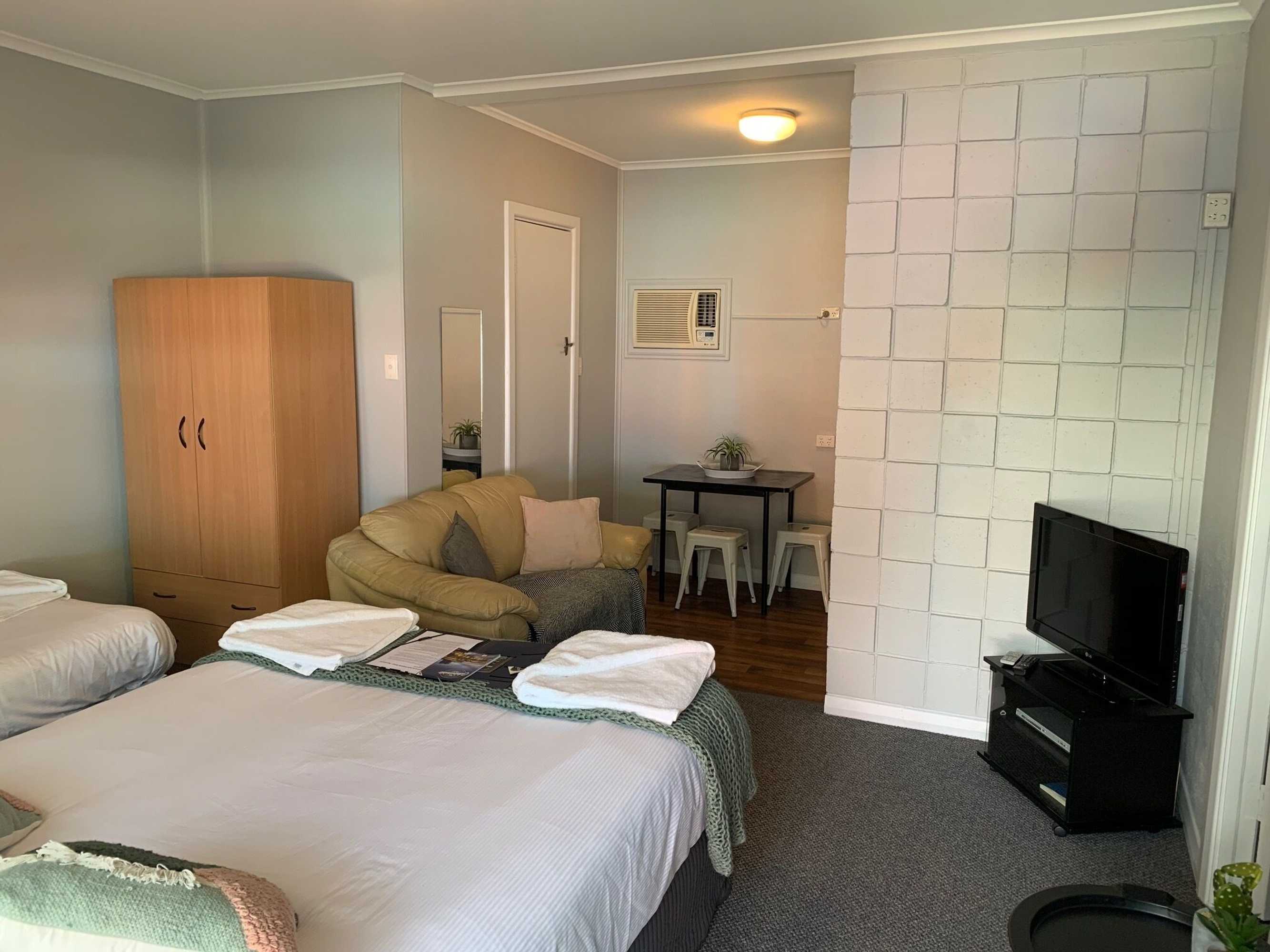 Gift card for Hello Adelaide Motel And Apartments Gift card for Hello Adelaide Motel And Apartments