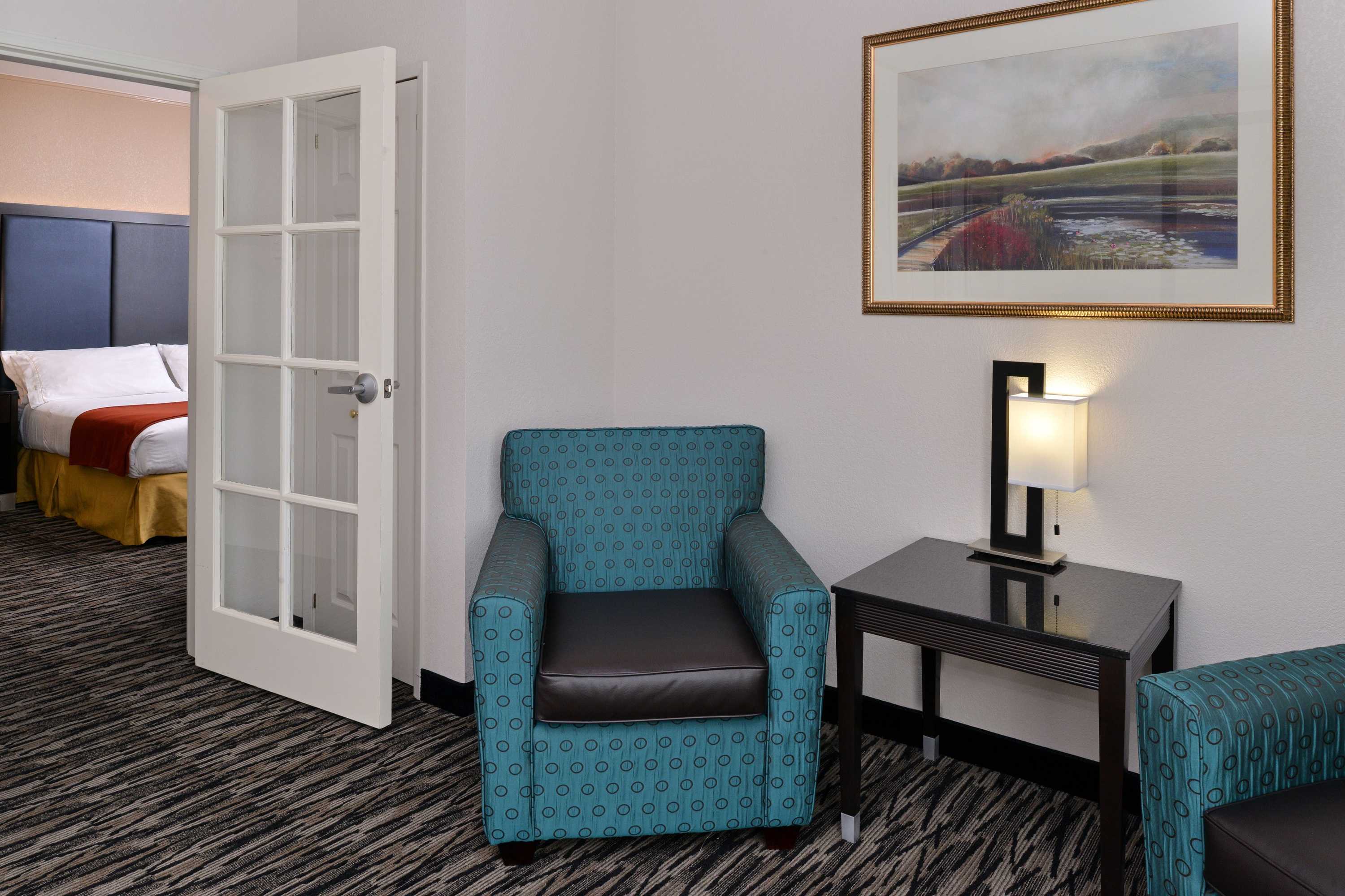 Gift card for Holiday Inn Express Tacoma South Lakewood by Ihg Gift card for Holiday Inn Express Tacoma South Lakewood by Ihg