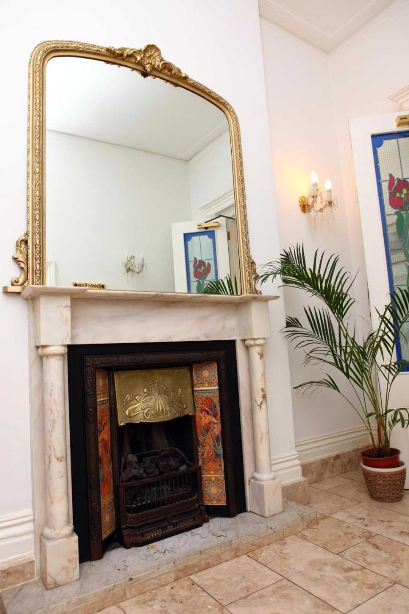 Gift card for Cambridge Hotel Gatwick