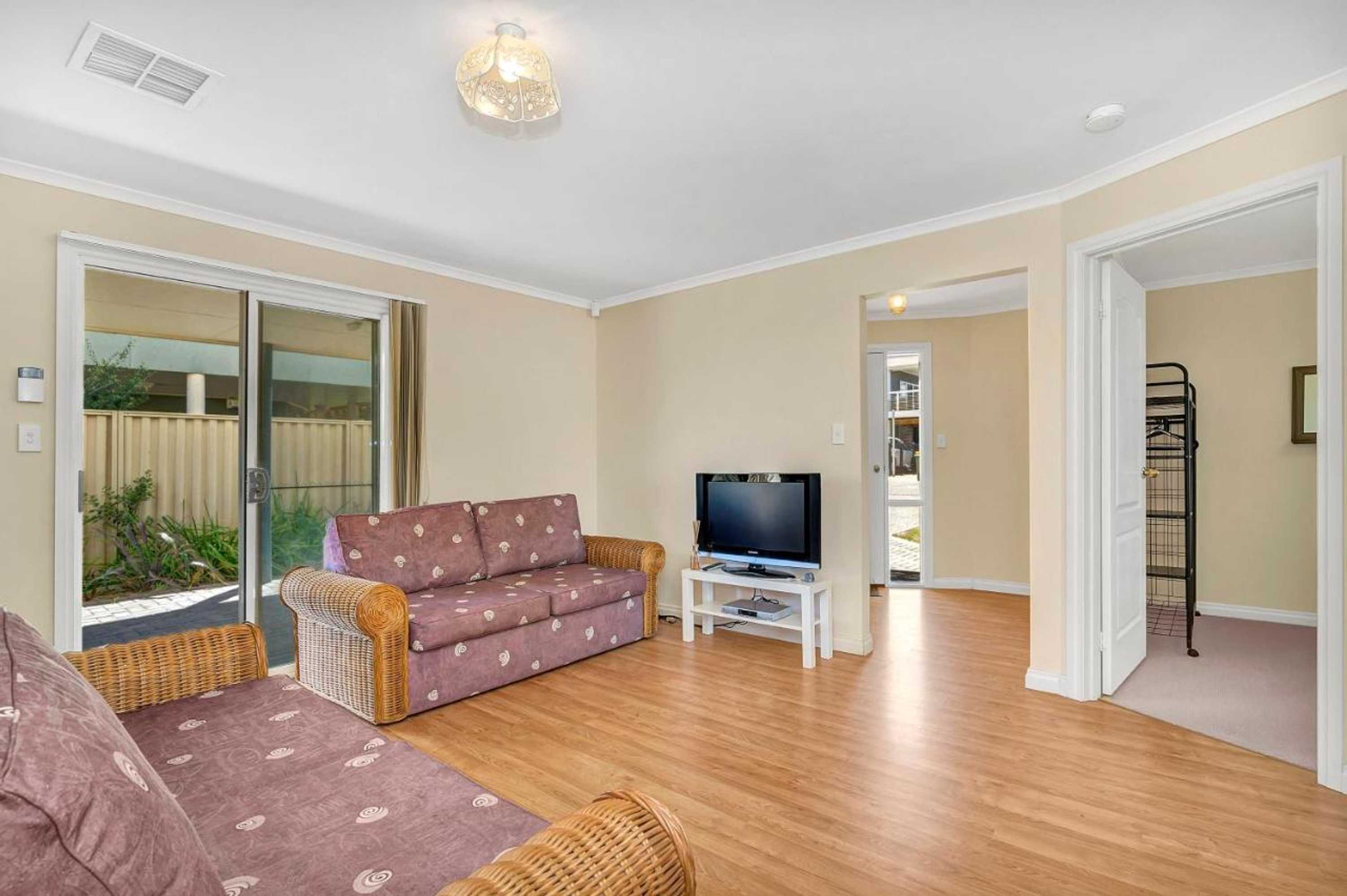 Gift card for Green Reef Beach House - Aldinga Beach - C21 Southcoast Holidays Gift card for Green Reef Beach House - Aldinga Beach - C21 Southcoast Holidays