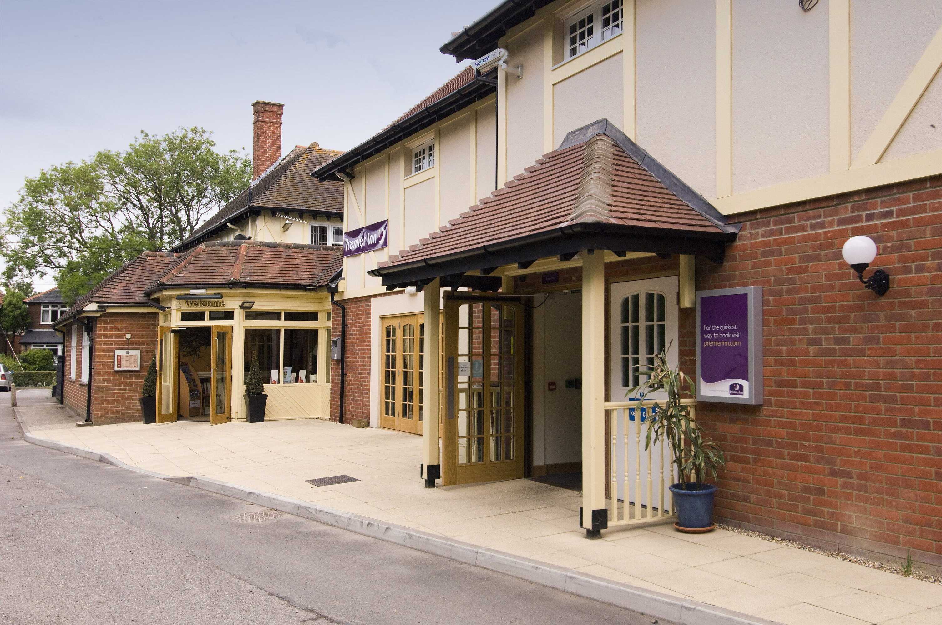 Gift card for Premier Inn Lymington (new Forest, Hordle) Gift card for Premier Inn Lymington (new Forest, Hordle)