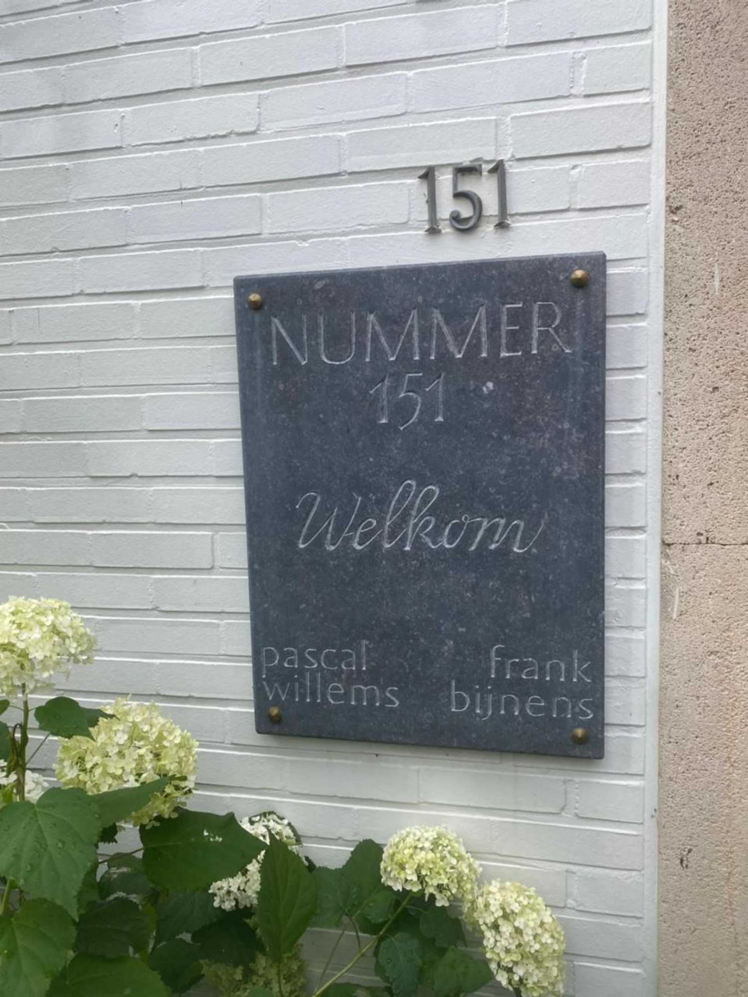 Gift card for Nummer 151 Villastudios