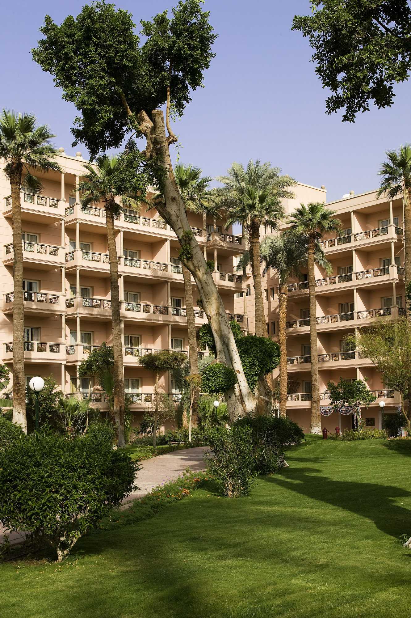 Gift card for Pavillon Winter Luxor Gift card for Pavillon Winter Luxor