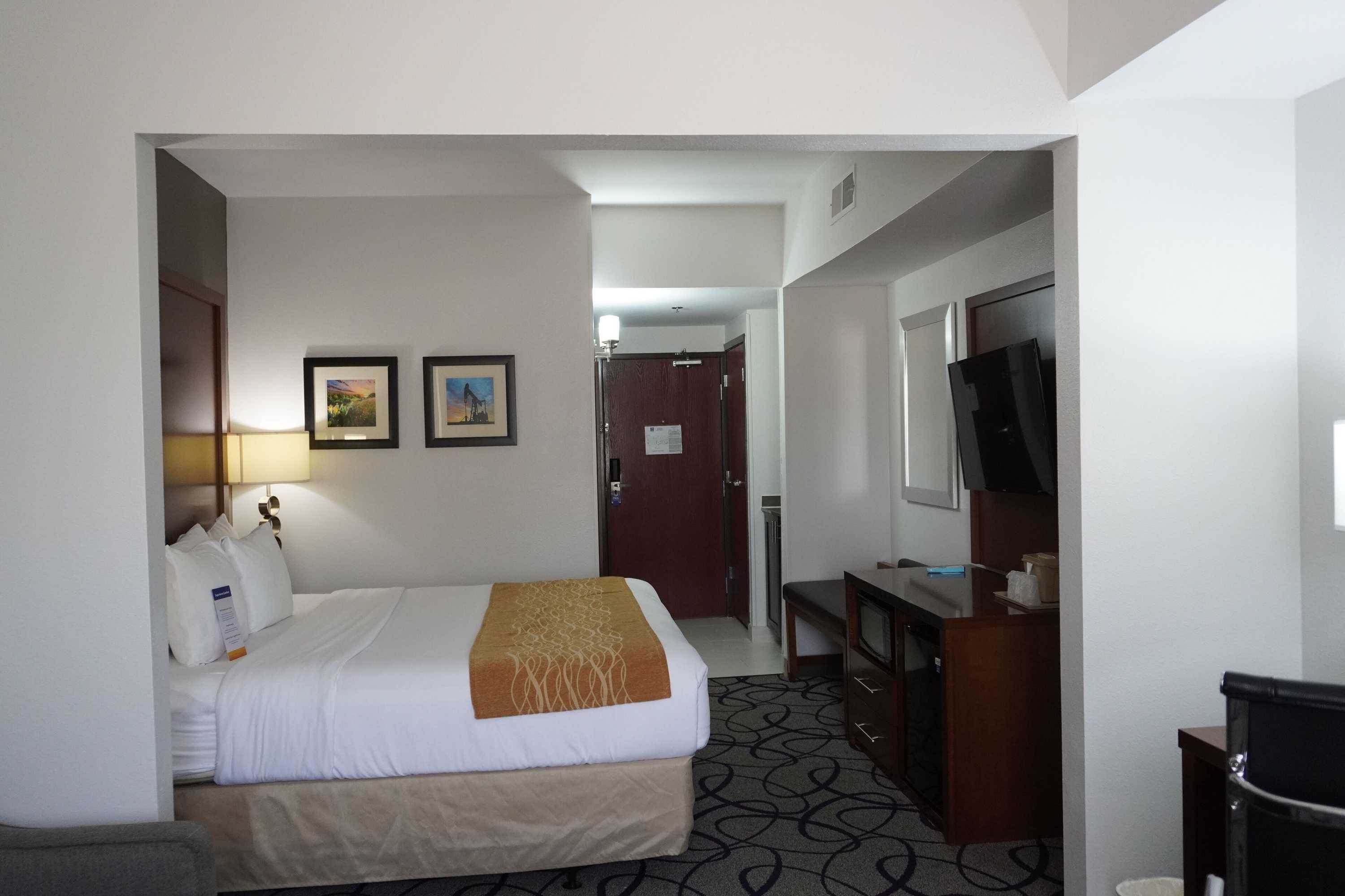 Gift card for Comfort Inn & Suites Frisco - Plano Gift card for Comfort Inn & Suites Frisco - Plano